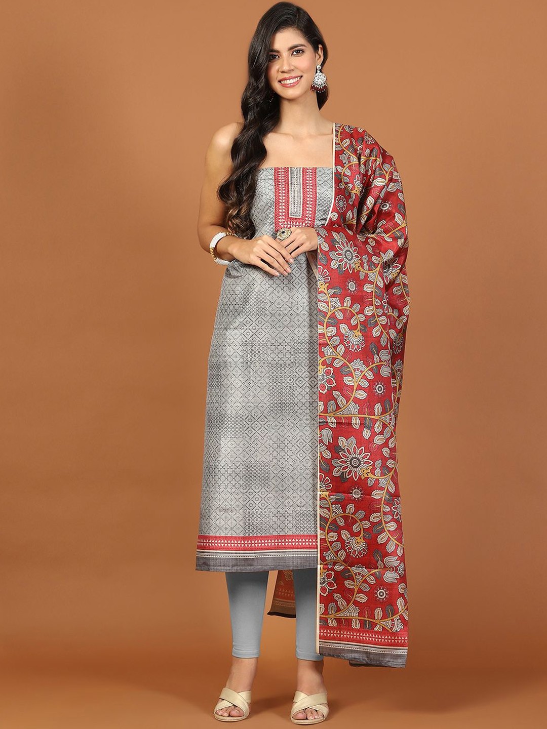 

Meena Bazaar Geometric Printed Tussar Unstitched Dress Material, Grey