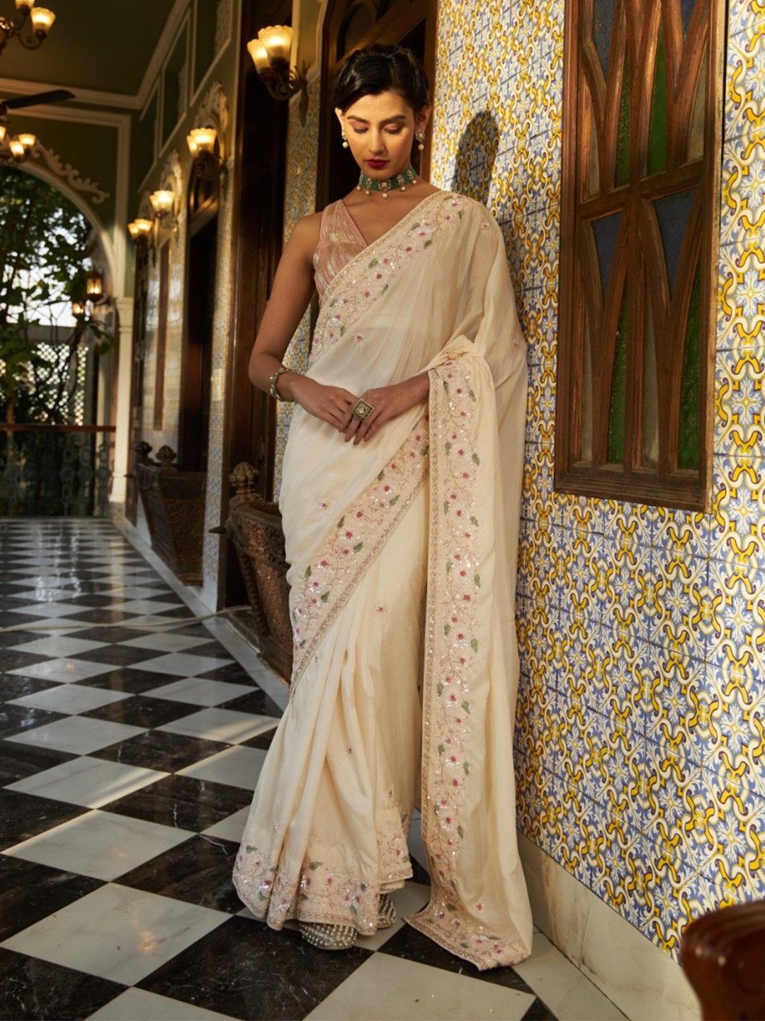

Sabaahat Embroidered Sequinned Festive Saree, Off white