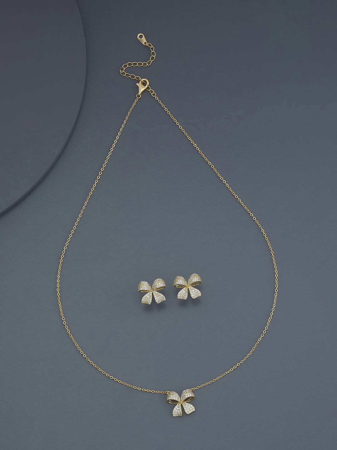 

Kushal's Fashion Jewellery Gold-Plated Cubic Zirconia-Studded Jewellery Set