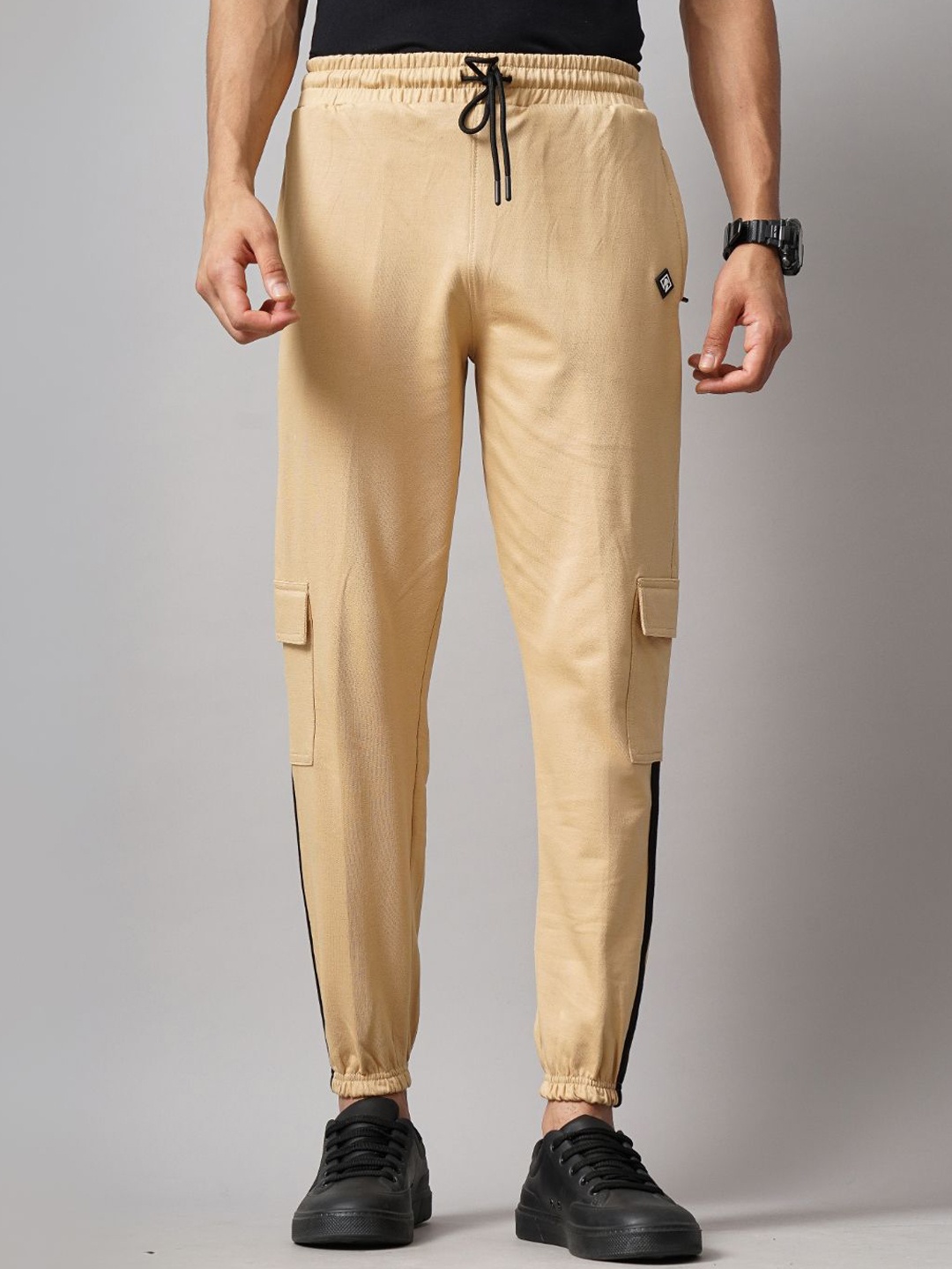 

PAUL STREET Men Relaxed Straight Fit Cargos, Cream