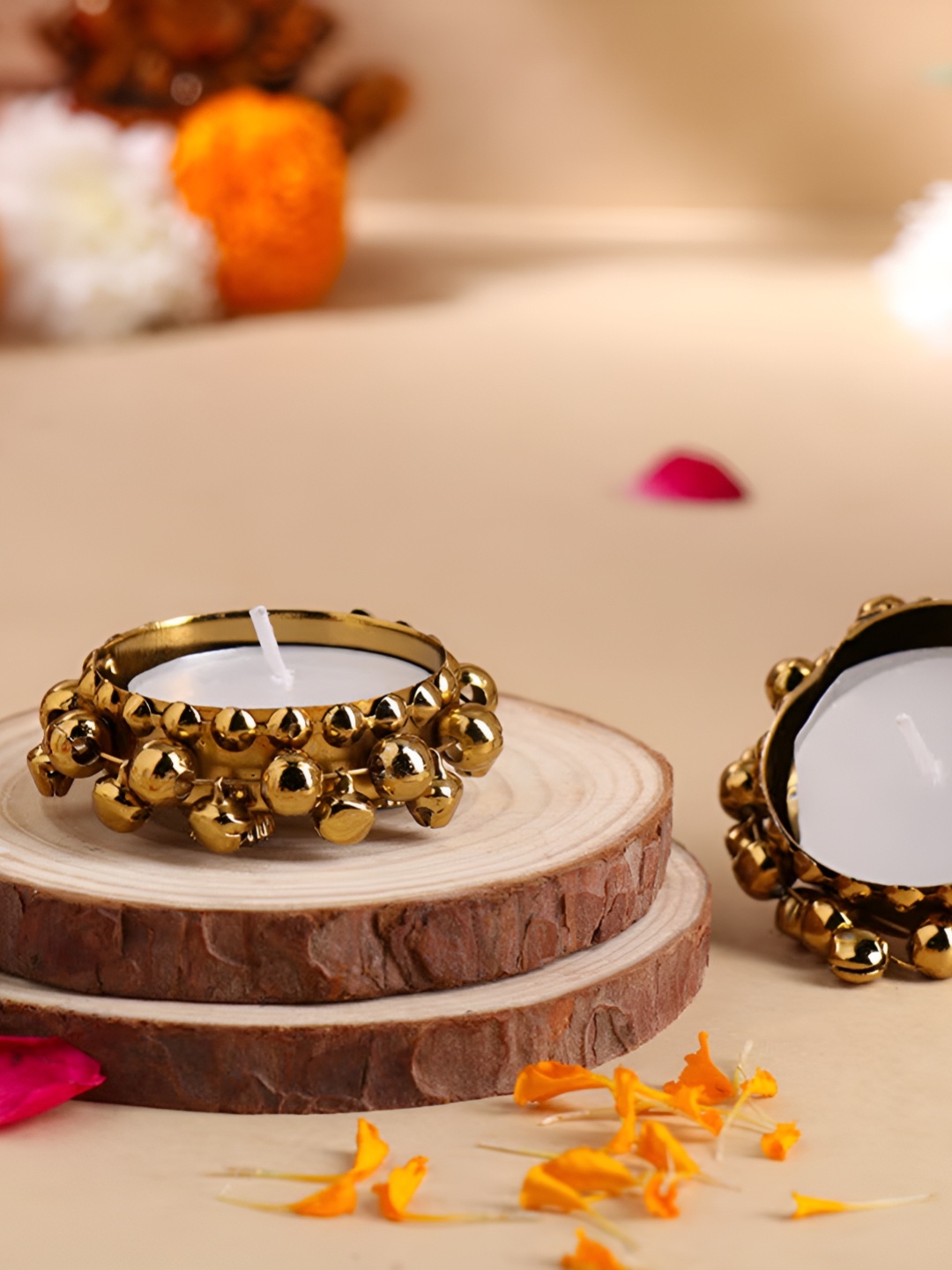 

Floweraura Brown & White 2 Pieces Ghungru Bells Votive Candle Diya
