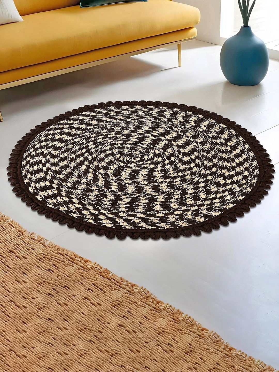 

Kuber Industries Brown & Cream-Colored Round Anti-Skid Cotton Doormat