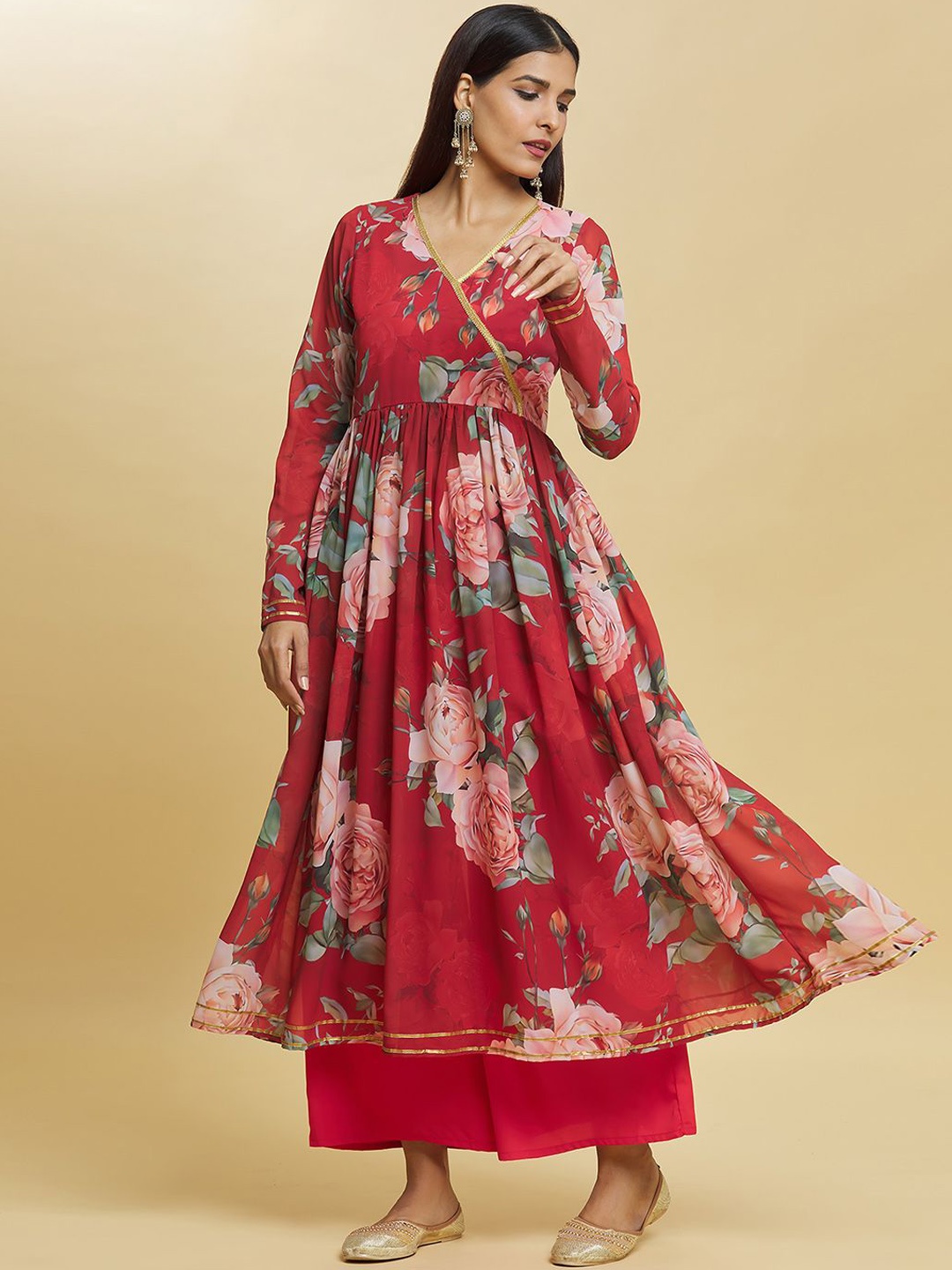 

Adara Khan Floral Printed Regular Gotta Patti Anarkali Kurta with Palazzos, Red