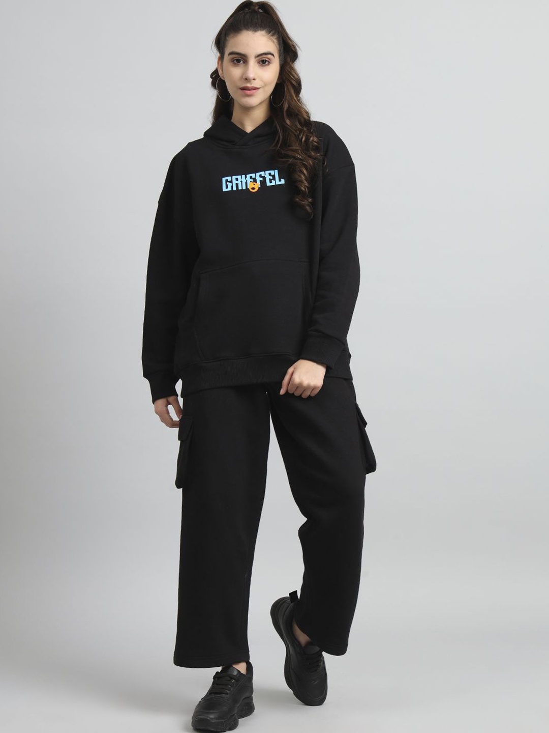 

GRIFFEL Printed Hooded Long Sleeves Sweatshirt With Track Pant, Black