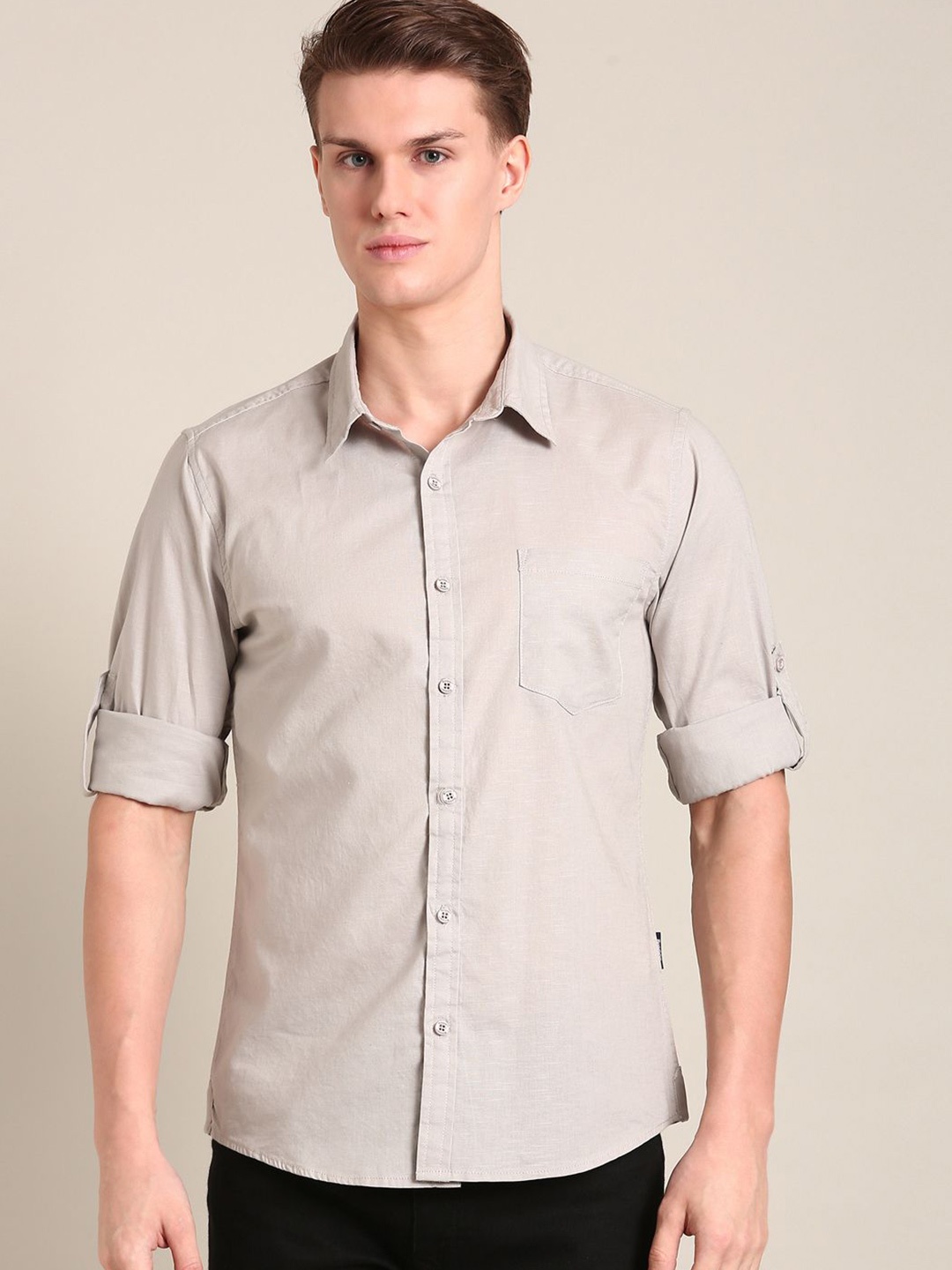 

The Roadster Lifestyle Co. Men Standard Spread Collar Solid Cotton Casual Shirt, Grey