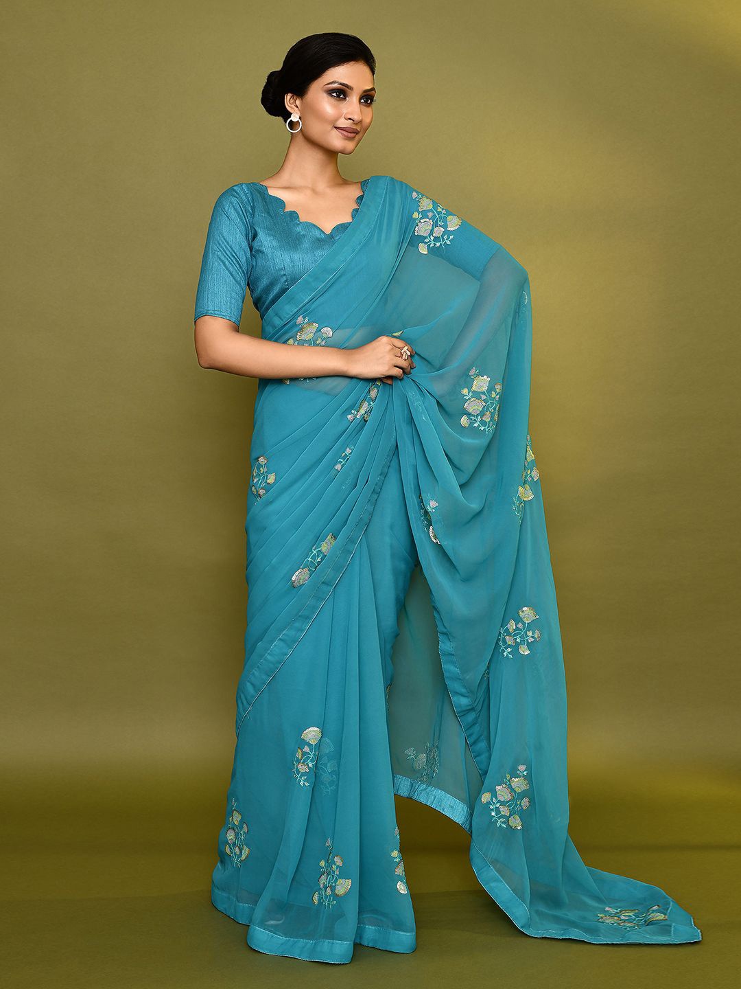 

Nazaakat by Samara Singh Floral Embroidered Poly Georgette Saree, Blue
