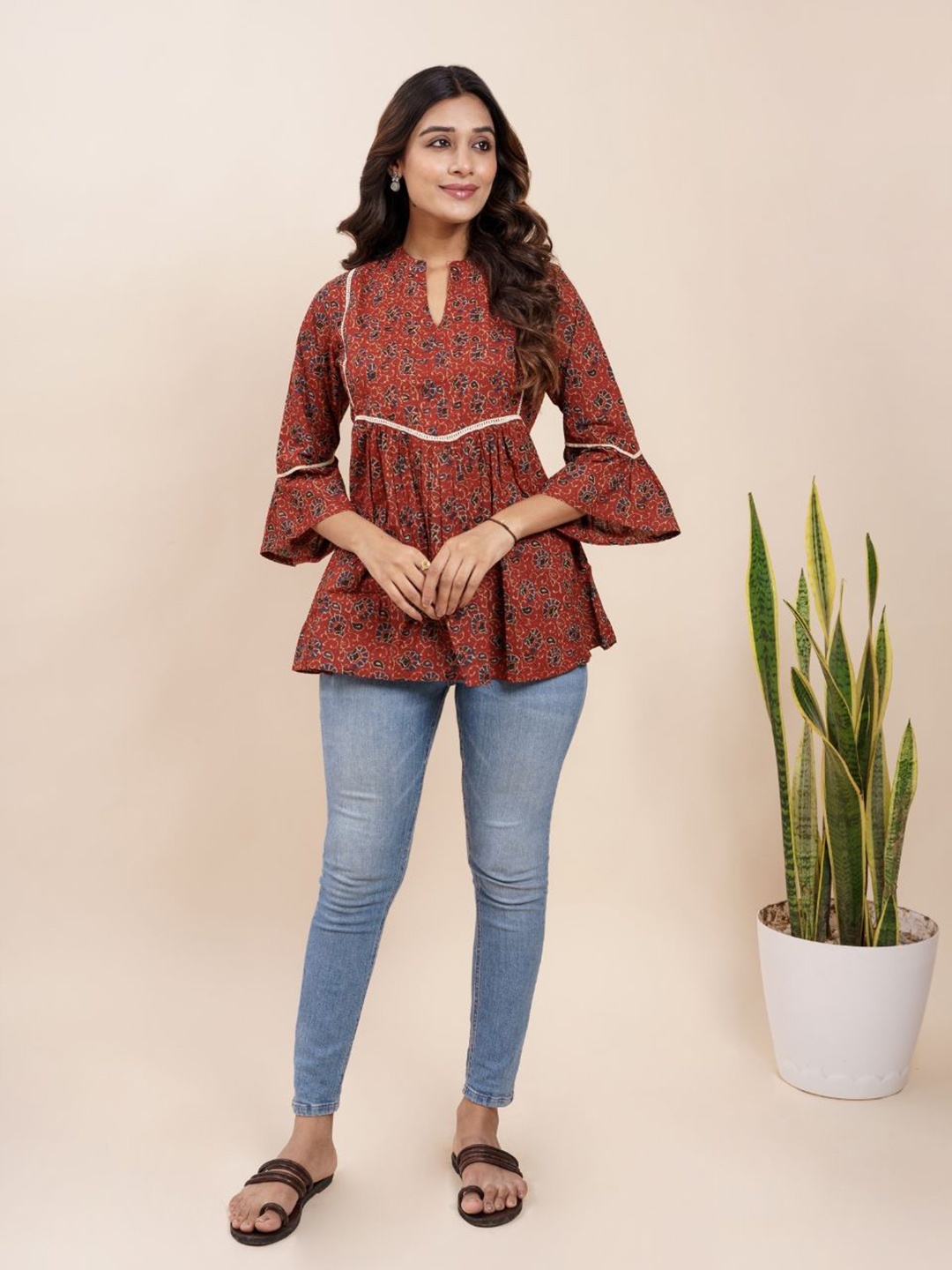 

EKISHA Printed Tunic, Maroon