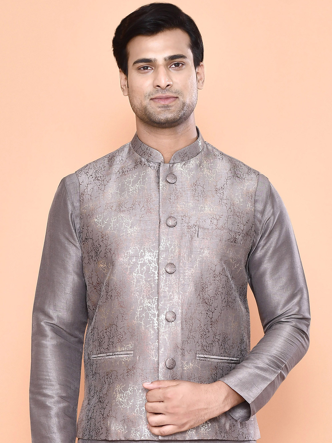 

MAAHI FABS Mandarin Collar Straight Kurta with Pyjamas & Abstract UV Printed Nehru Jacket, Grey