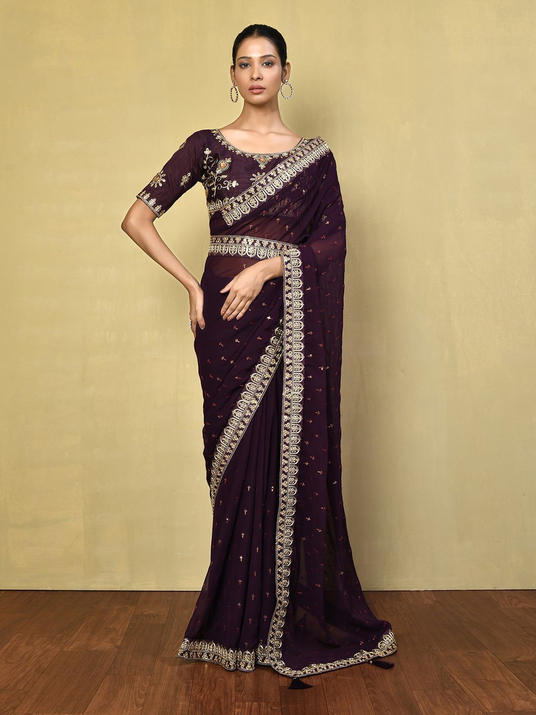 

Samyukta Singhania Embellished Sequinned Poly Georgette Saree, Purple