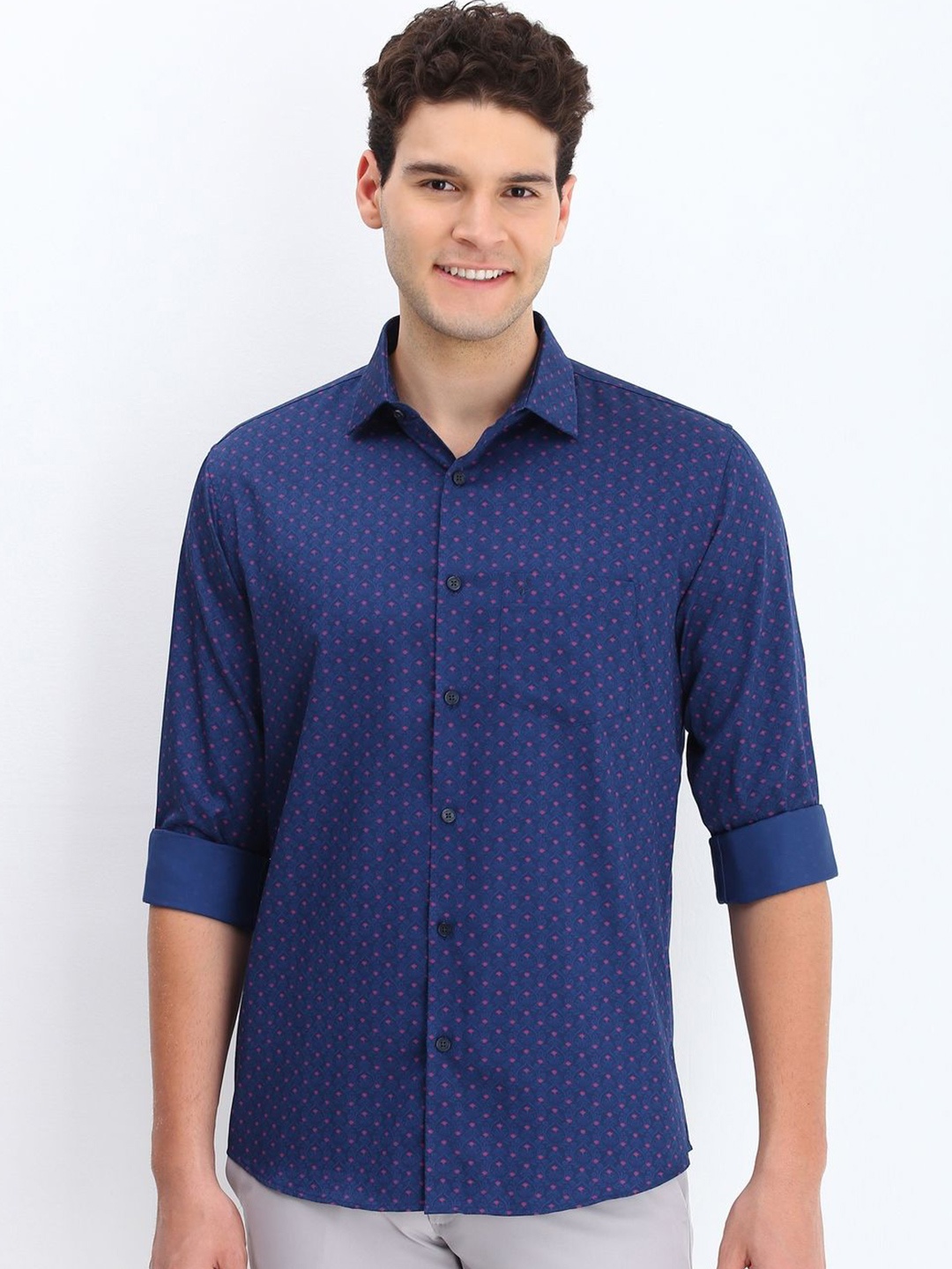 

Allen Solly Men Classic Spread Collar Floral Printed Cotton Slim Fit Casual Shirt, Navy blue