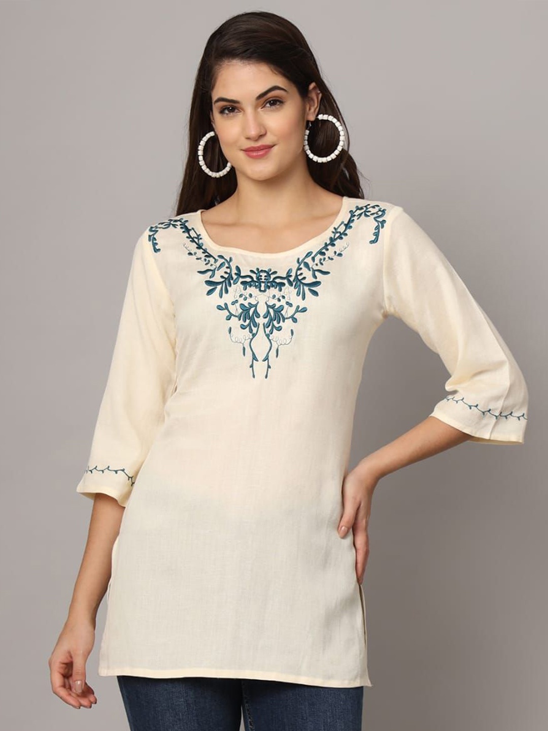 

VINISHAA KLOTHING Women Cotton Embroidered Tunic, Cream