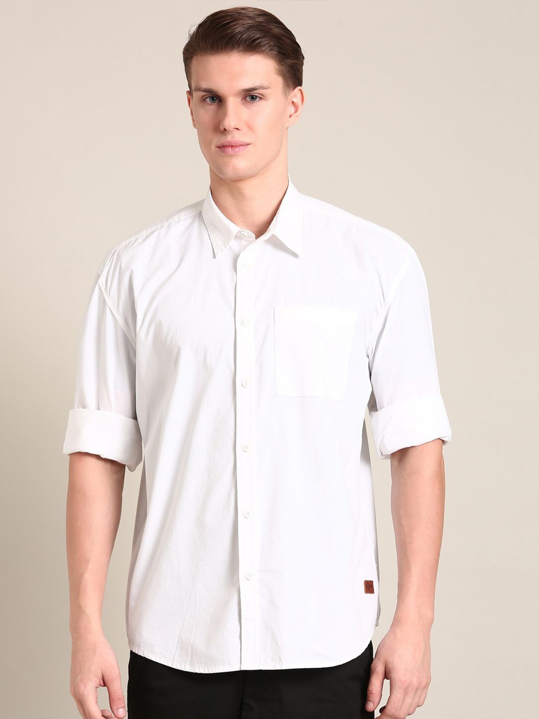 

The Roadster Lifestyle Co. Men Relaxed Solid Cotton Relaxed Fit Casual Shirt, White