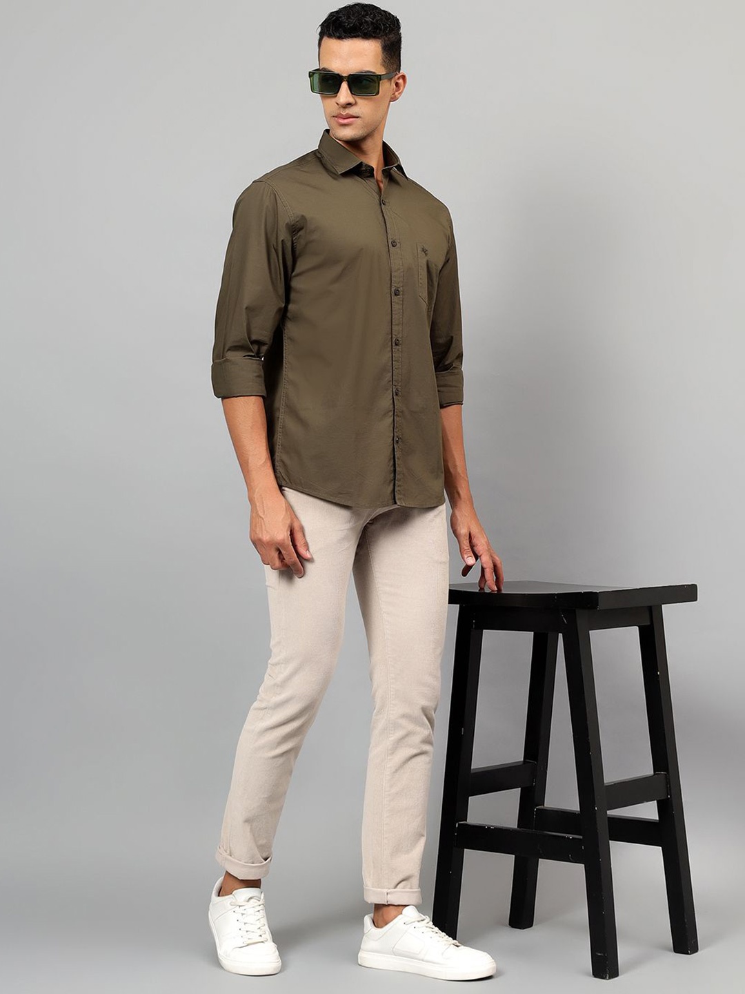 

Cantabil Men Spread Collar Solid Cotton Casual Shirt, Olive