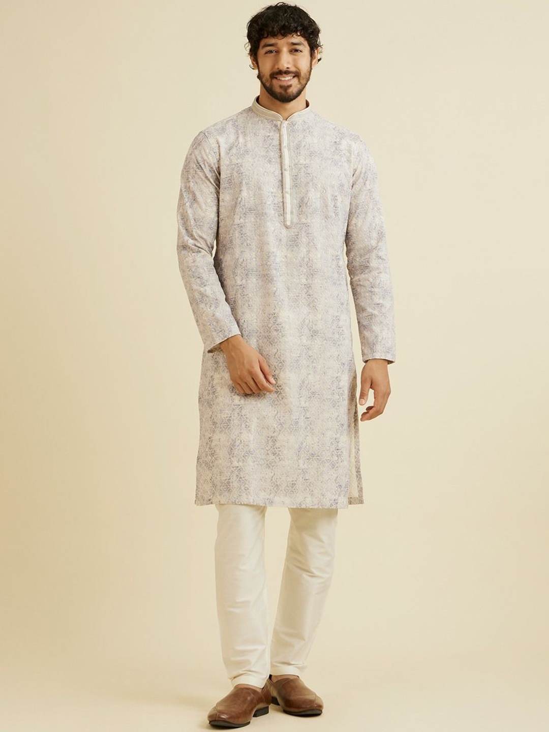 

Manyavar Ethnic Motifs Embroidered Straight Chikankari Kurta with Pyjamas, Grey