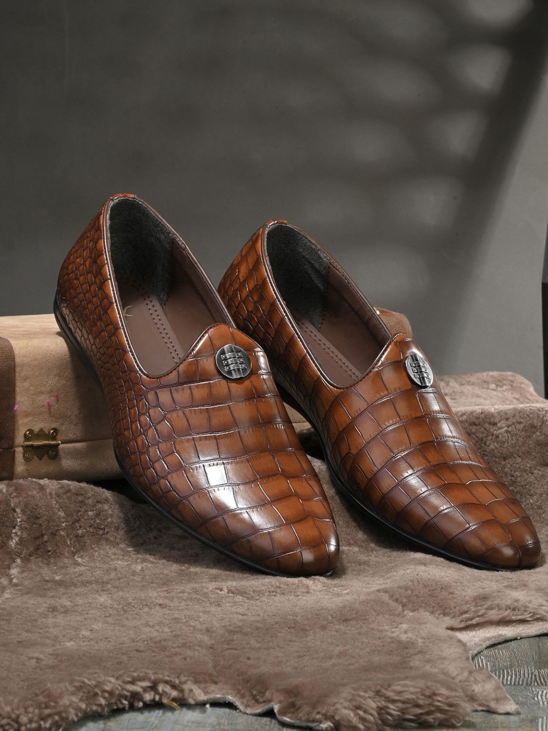 

House of Pataudi Men Textured Casual Loafers, Tan