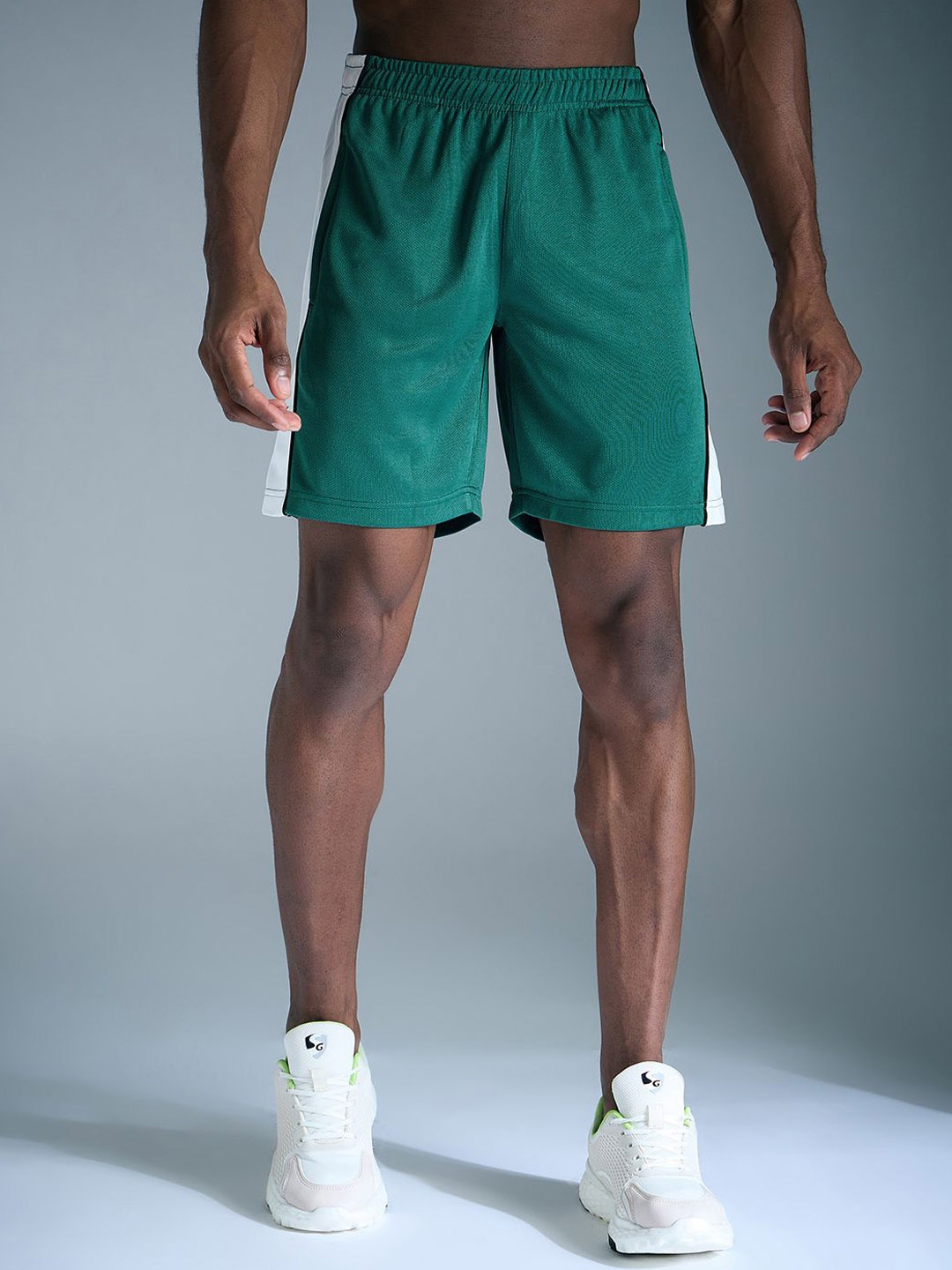 

SG Men Printed Sports Shorts, Green