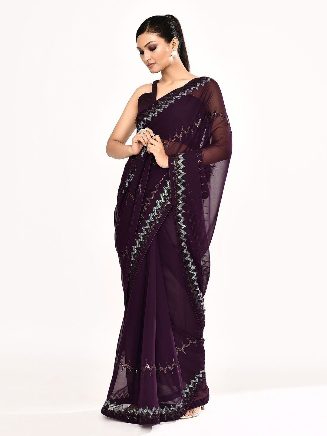 

Samyukta Singhania Embellished Beads and Stones Poly Georgette Saree, Purple