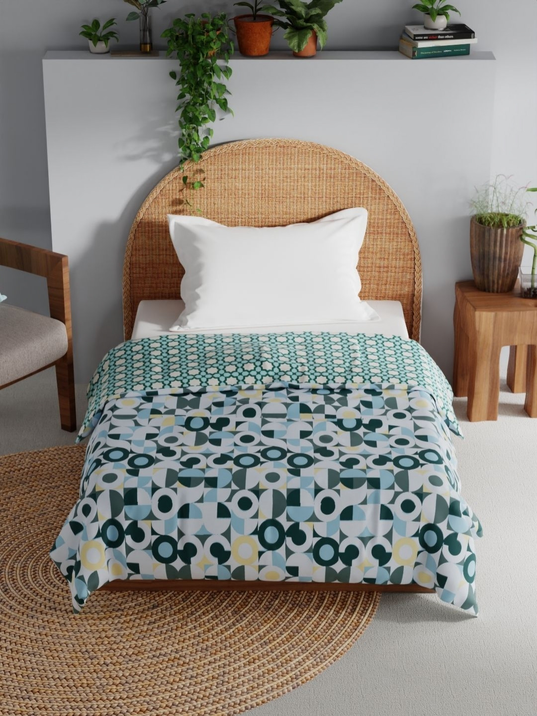

BIANCA Mezzo Teal & White Geometric Printed AC Room Pure Cotton 150 GSM Single Bed Dohar
