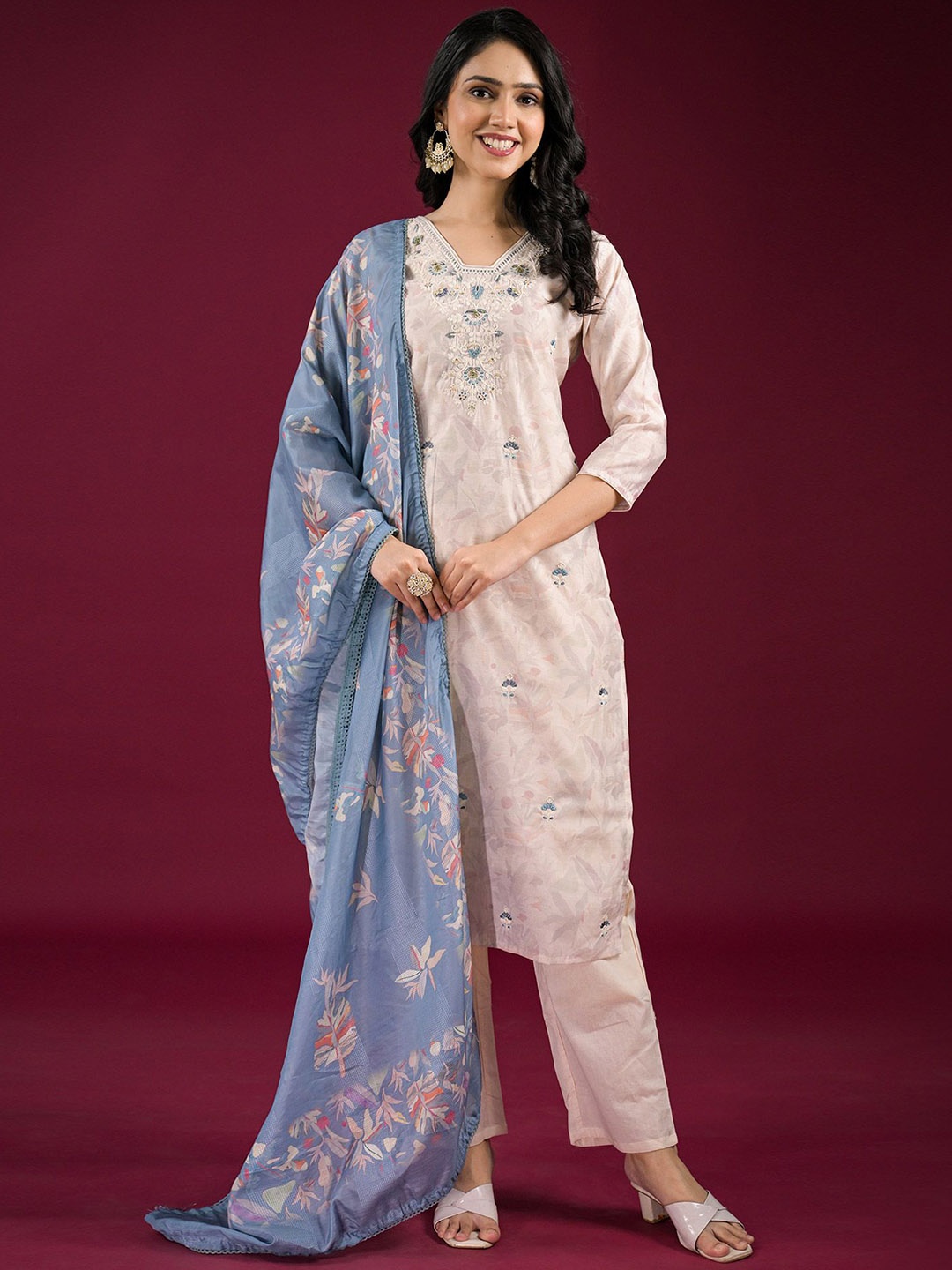 

Peachmode Floral Embroidered Thread Work Straight Kurta with Trousers & Dupatta, White