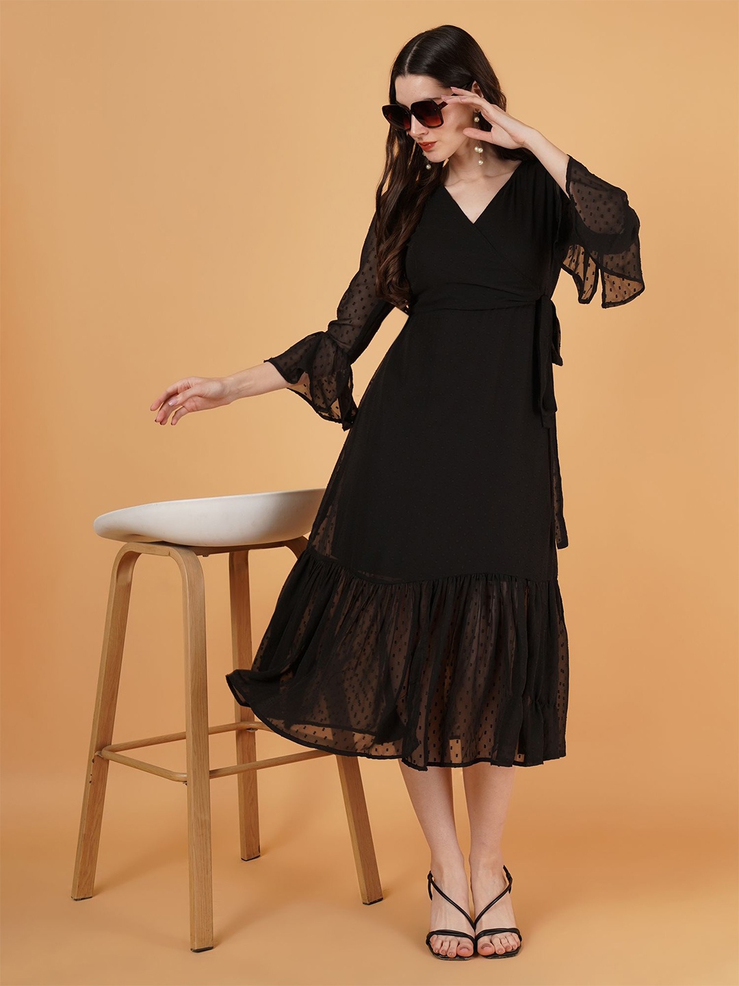 

Parona Women Bell Sleeve Fit and Flare Midi Dress, Black