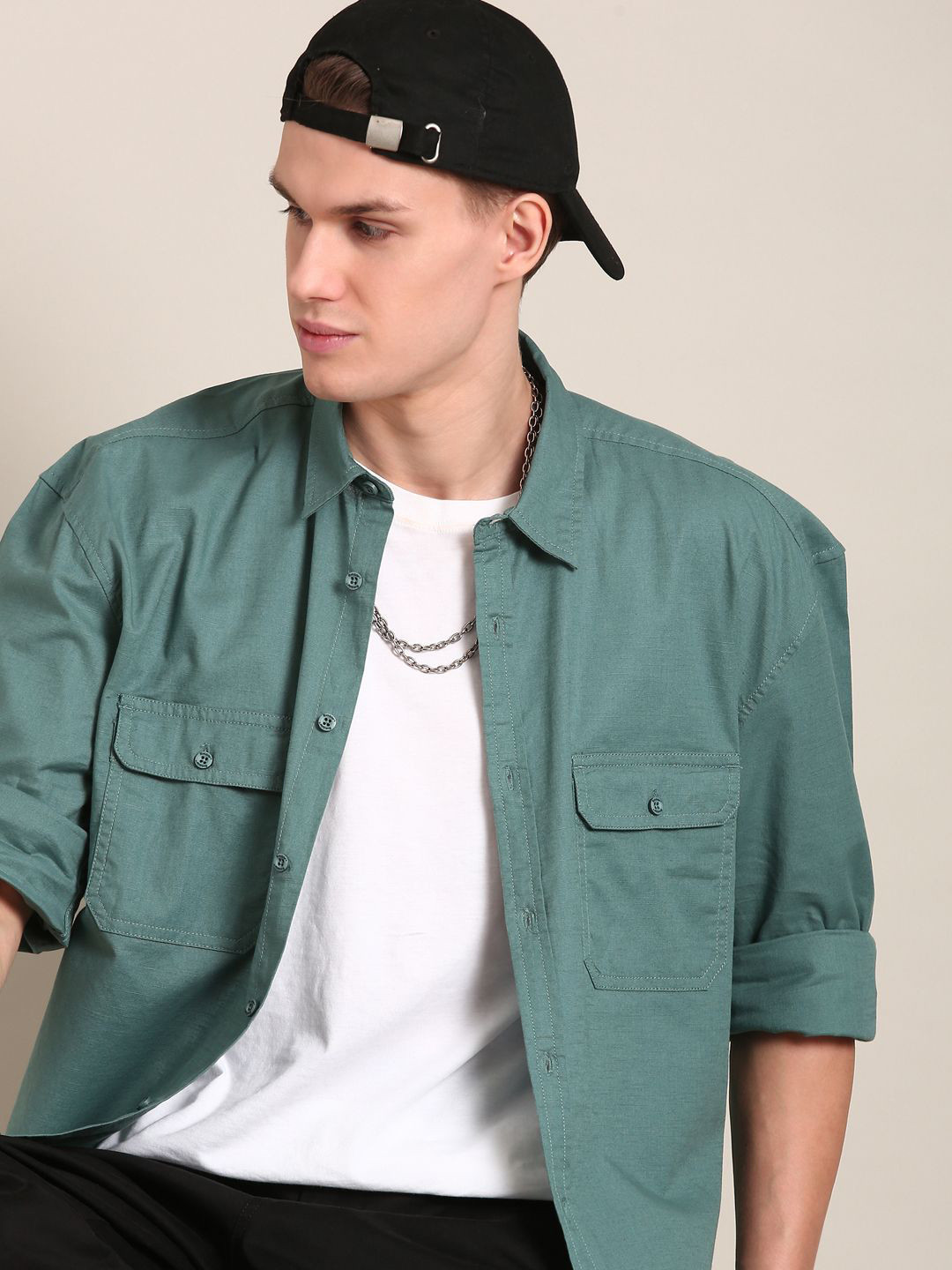 

The Roadster Lifestyle Co. Men Relaxed Solid Cotton Relaxed Fit Casual Shirt, Sea green