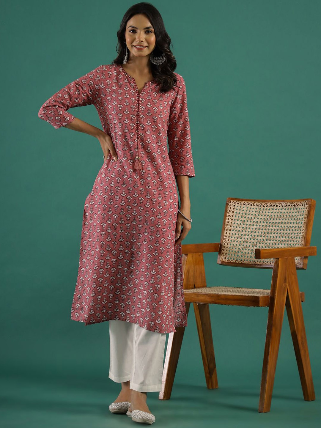 

RangDeep Floral Printed Notch Neck Pure Cotton Straight Kurta with Trousers, Pink