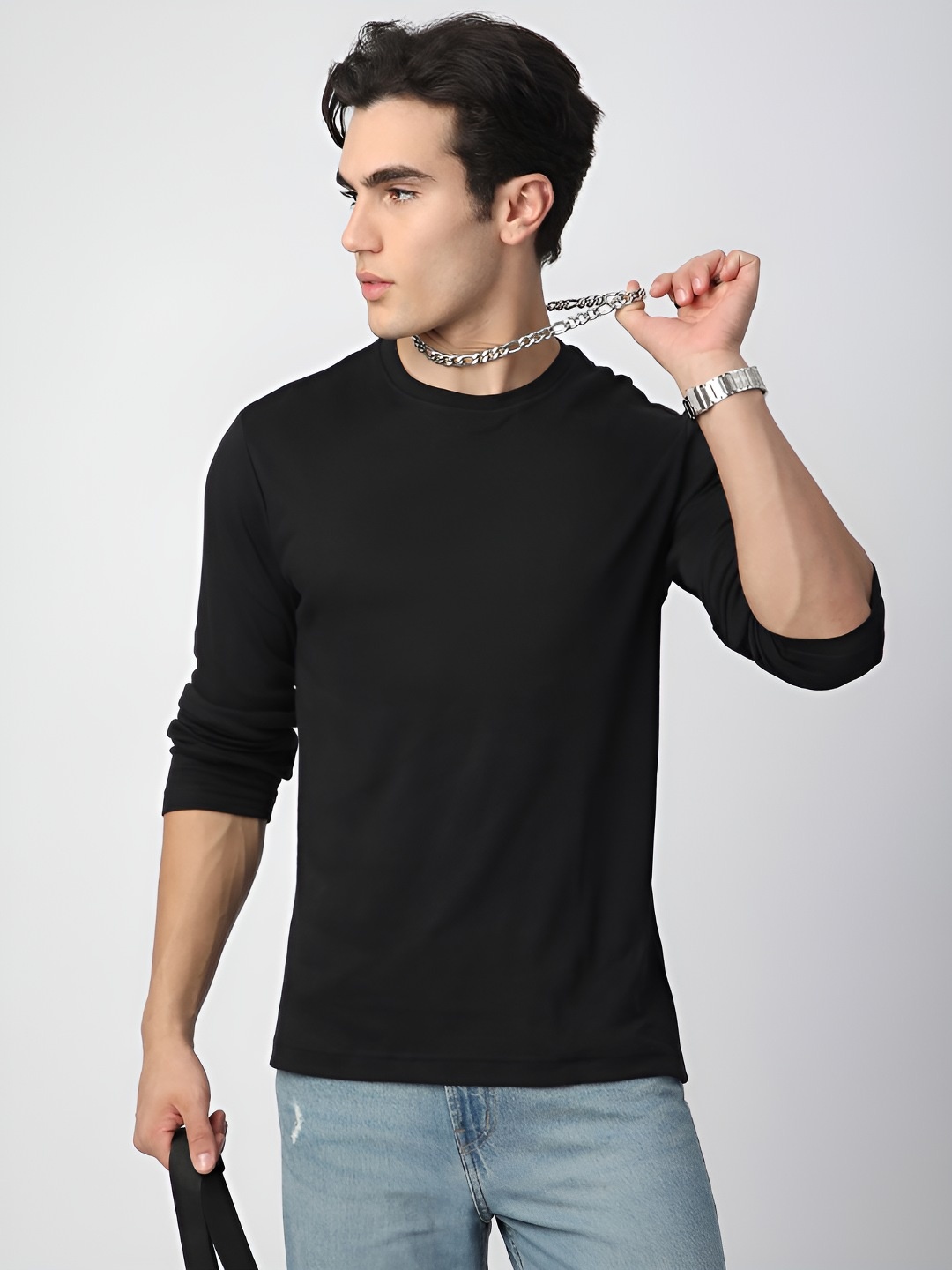 

R&B Men Solid Round Neck Cotton T-shirt, Black