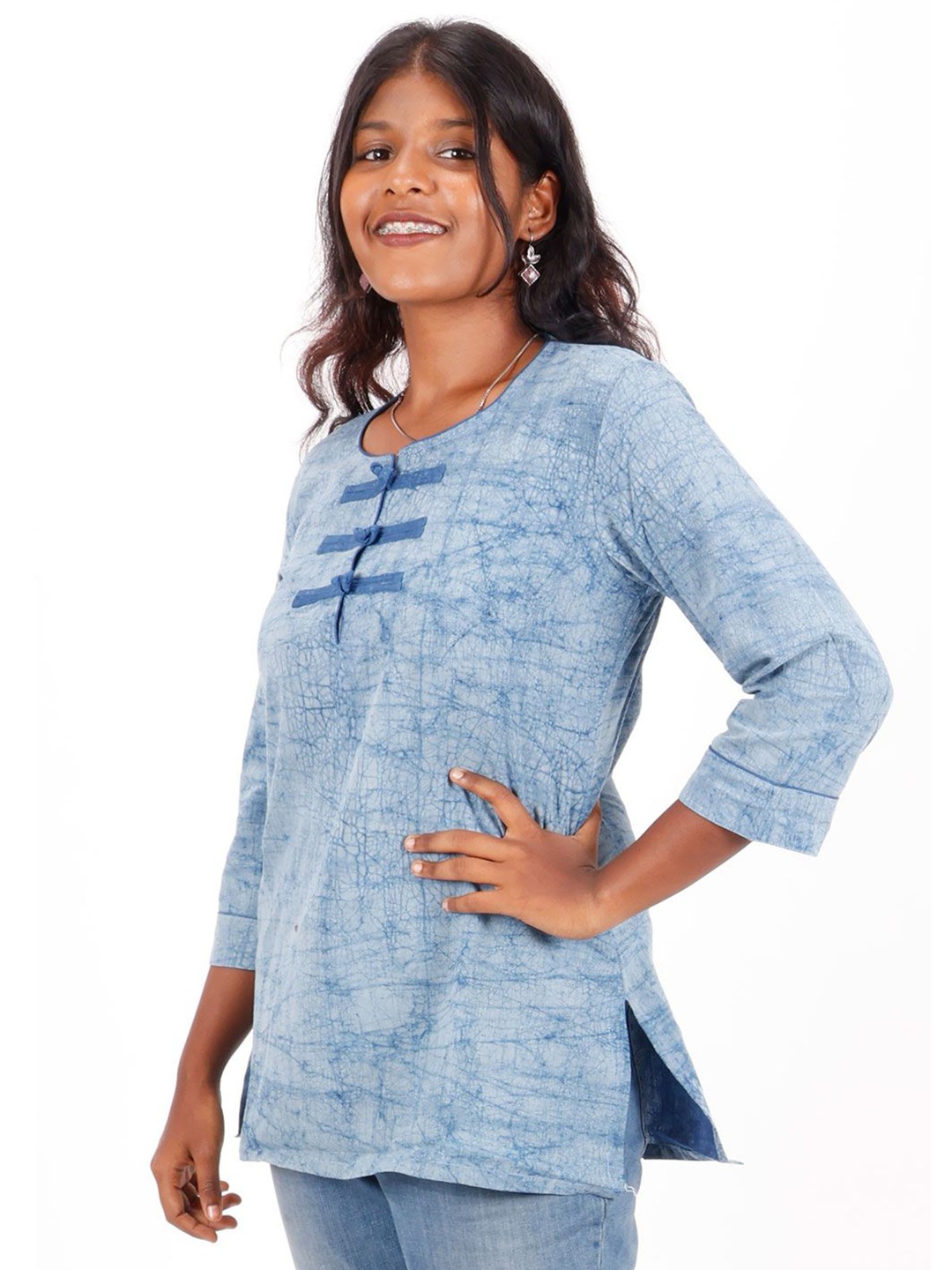 

Avishya Printed Pure Cotton Handloom Kurti, Blue