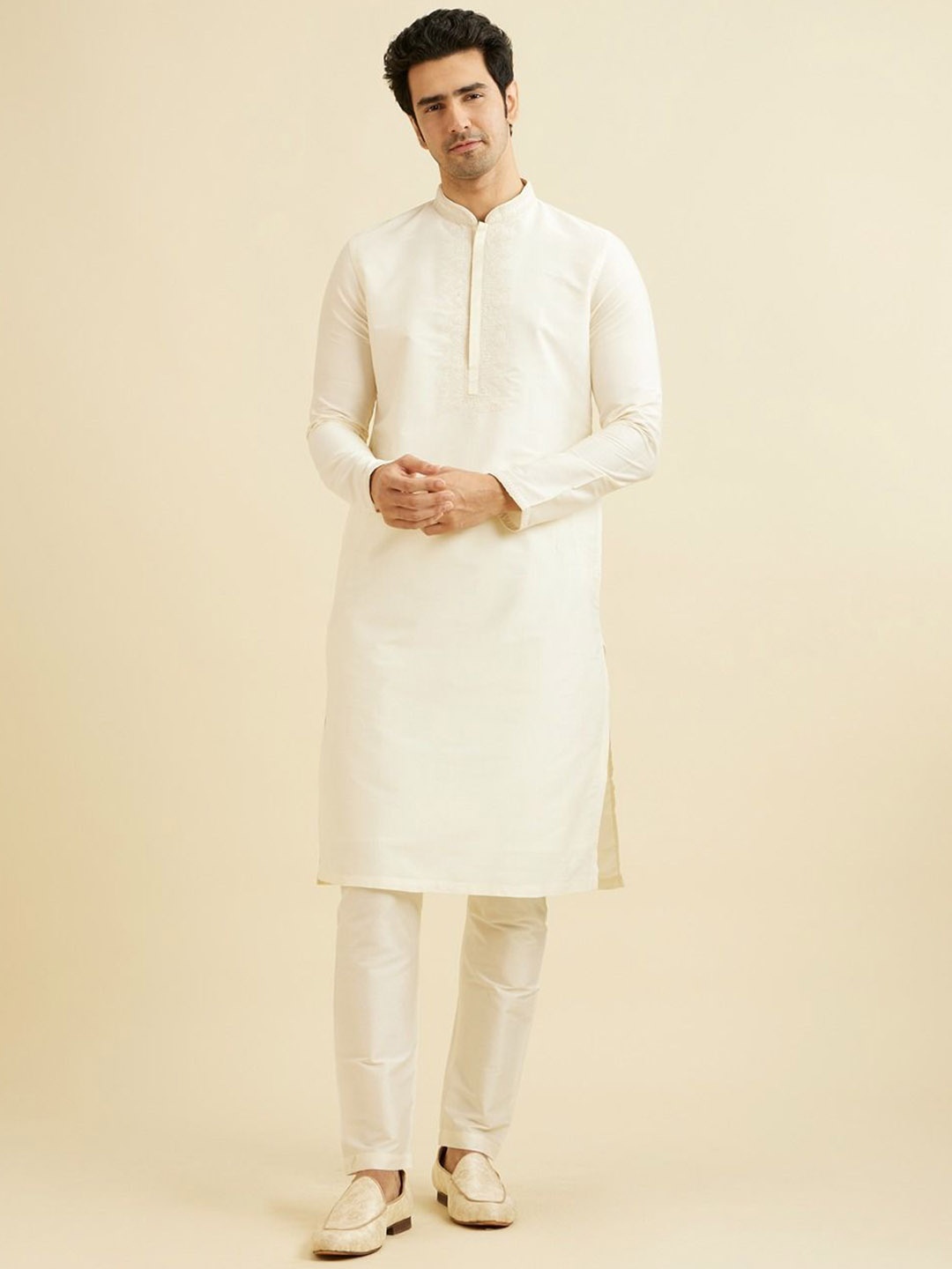 

Manyavar Floral Yoke Design Thread Work Straight Kurta With Pyjama, Cream
