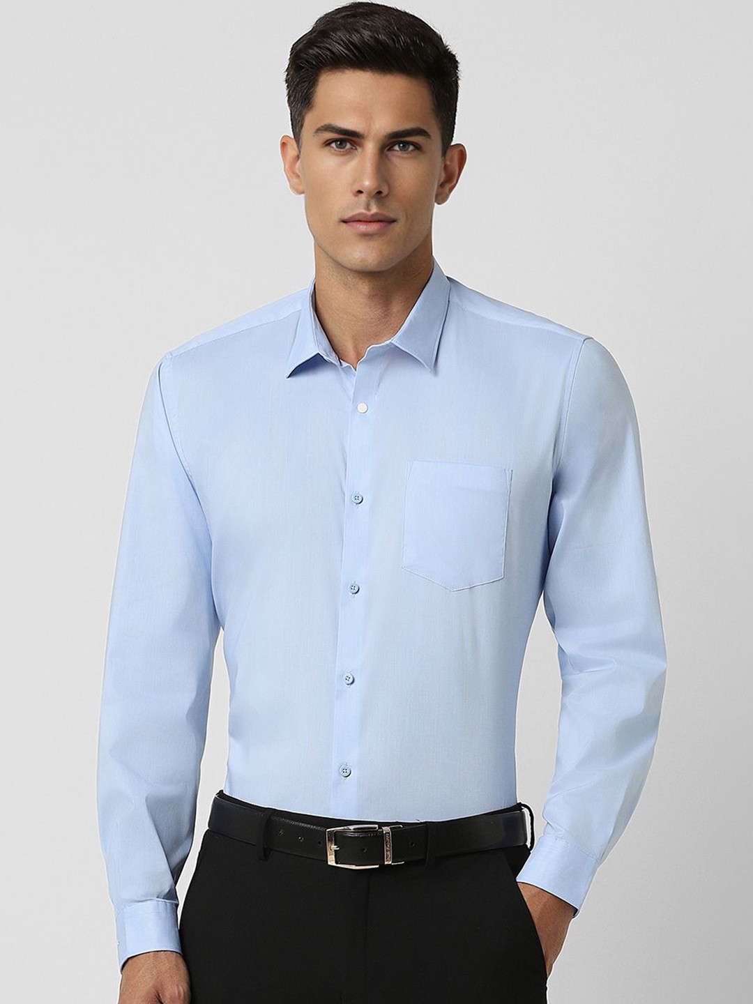 

Van Heusen Men Spread Collar Solid Cotton Formal Shirt, Blue