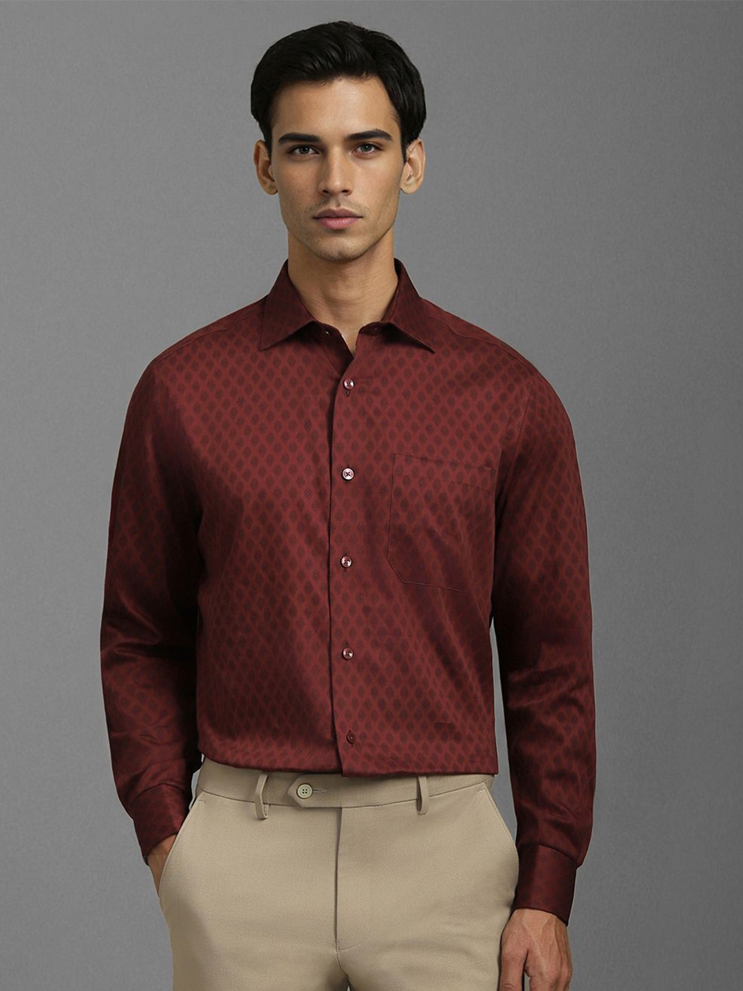 

Louis Philippe Men Classic Spread Collar Geometric Printed Cotton Formal Shirt, Maroon