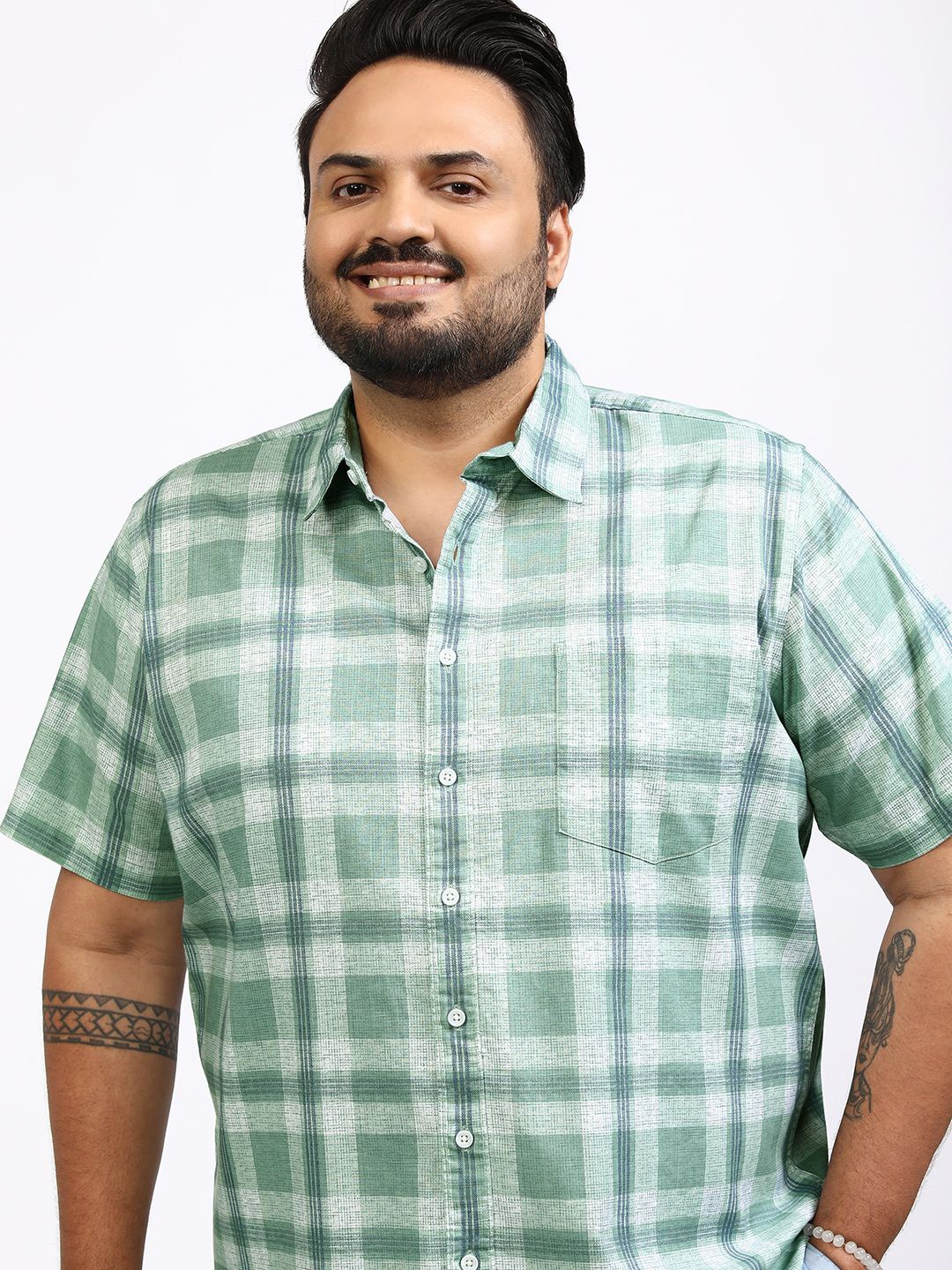 

Highlander Men Checked Plus Size Relaxed Fit Shirt, Green