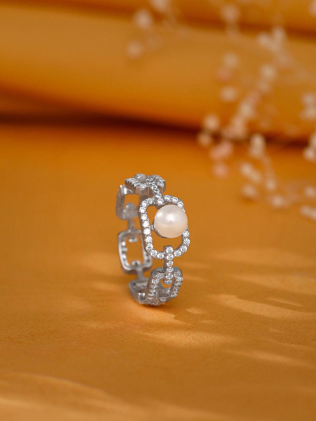 

GIVA 925 Sterling Silver Rhodium Plated Stone Studded Ocean Opulence Finger Ring