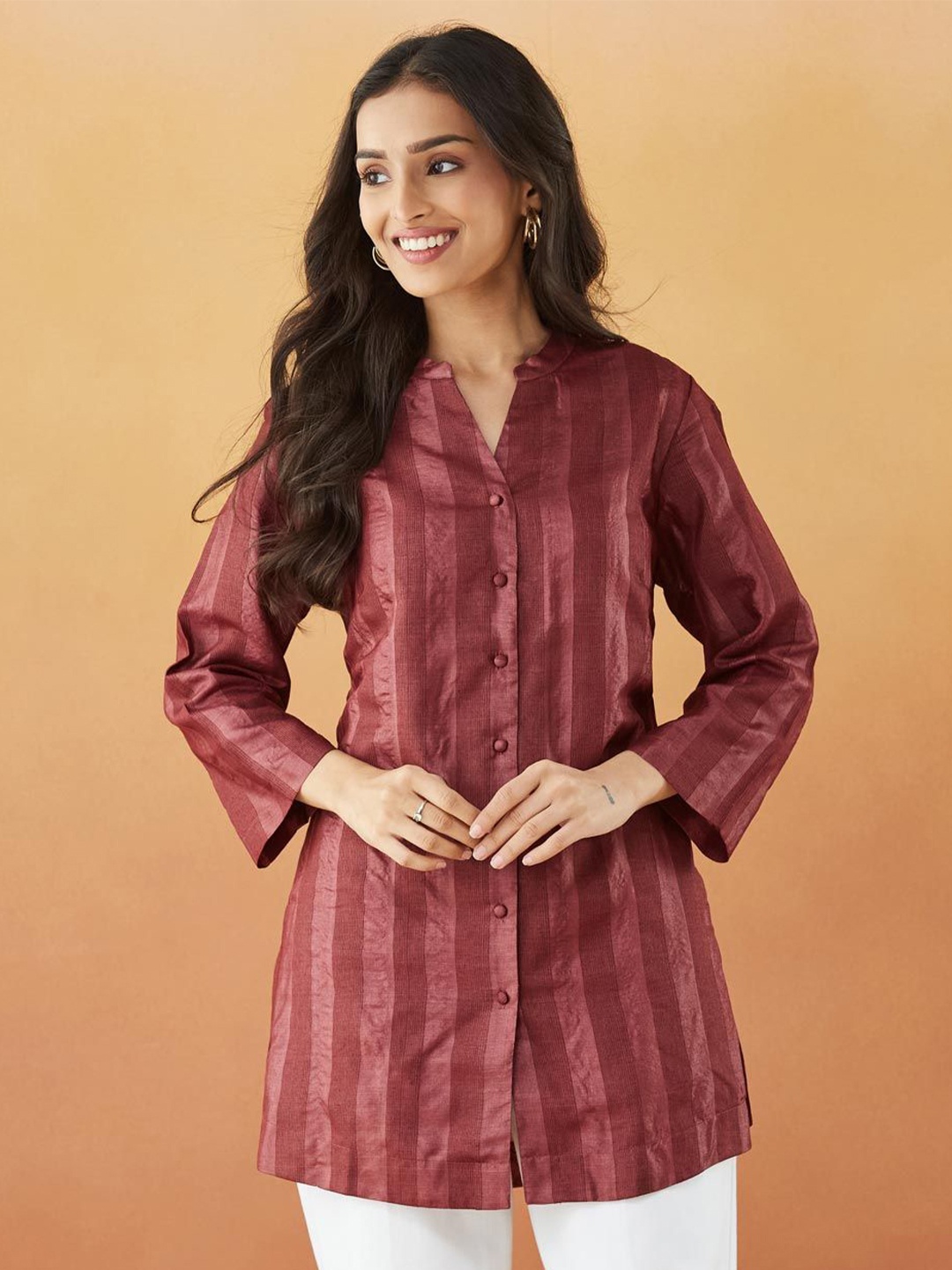 

Fabindia Mandarin Collar Striped Tunic, Maroon