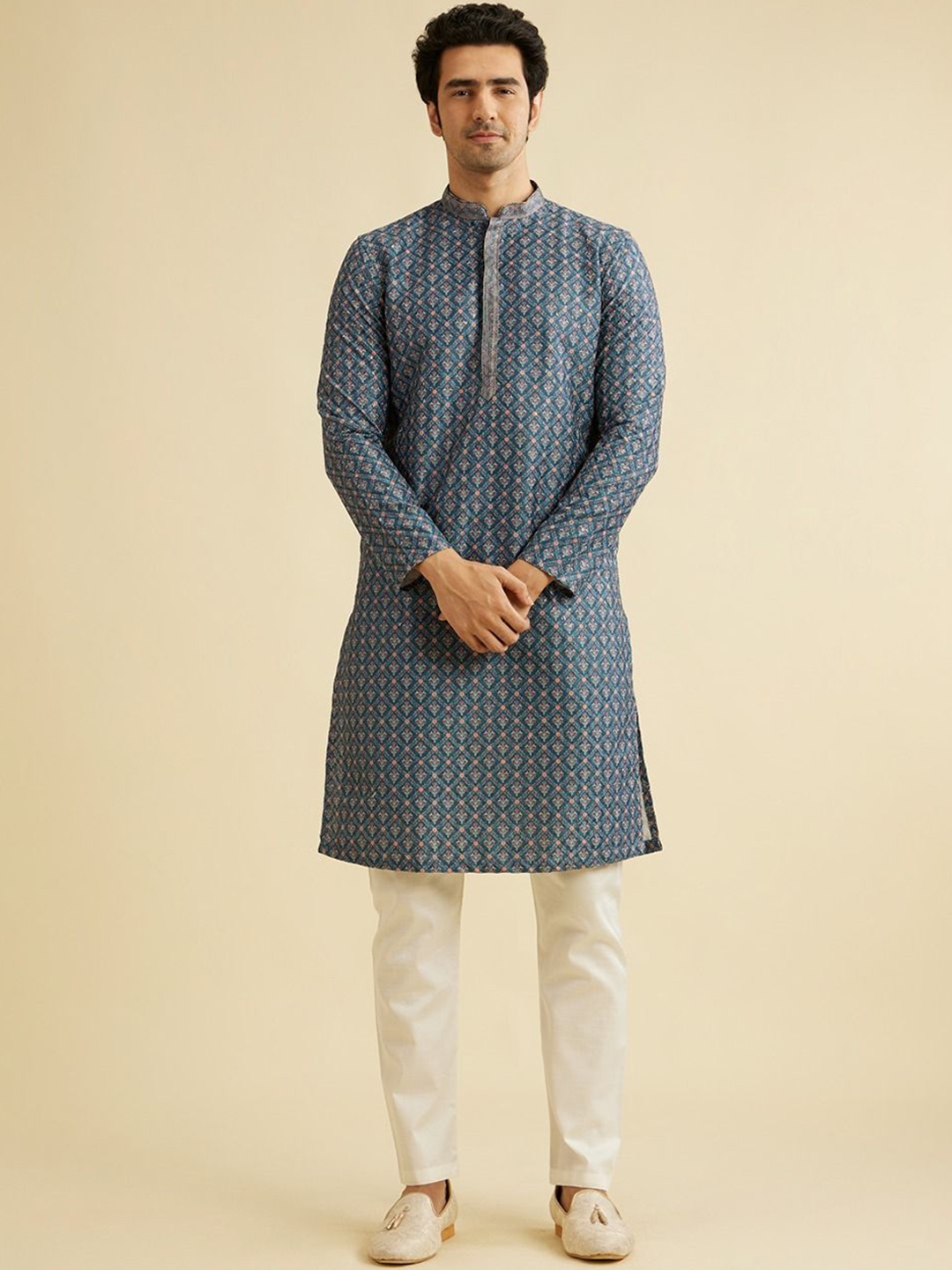 

Manyavar Ethnic Motifs Printed Straight Kurta with Pyjamas, Blue