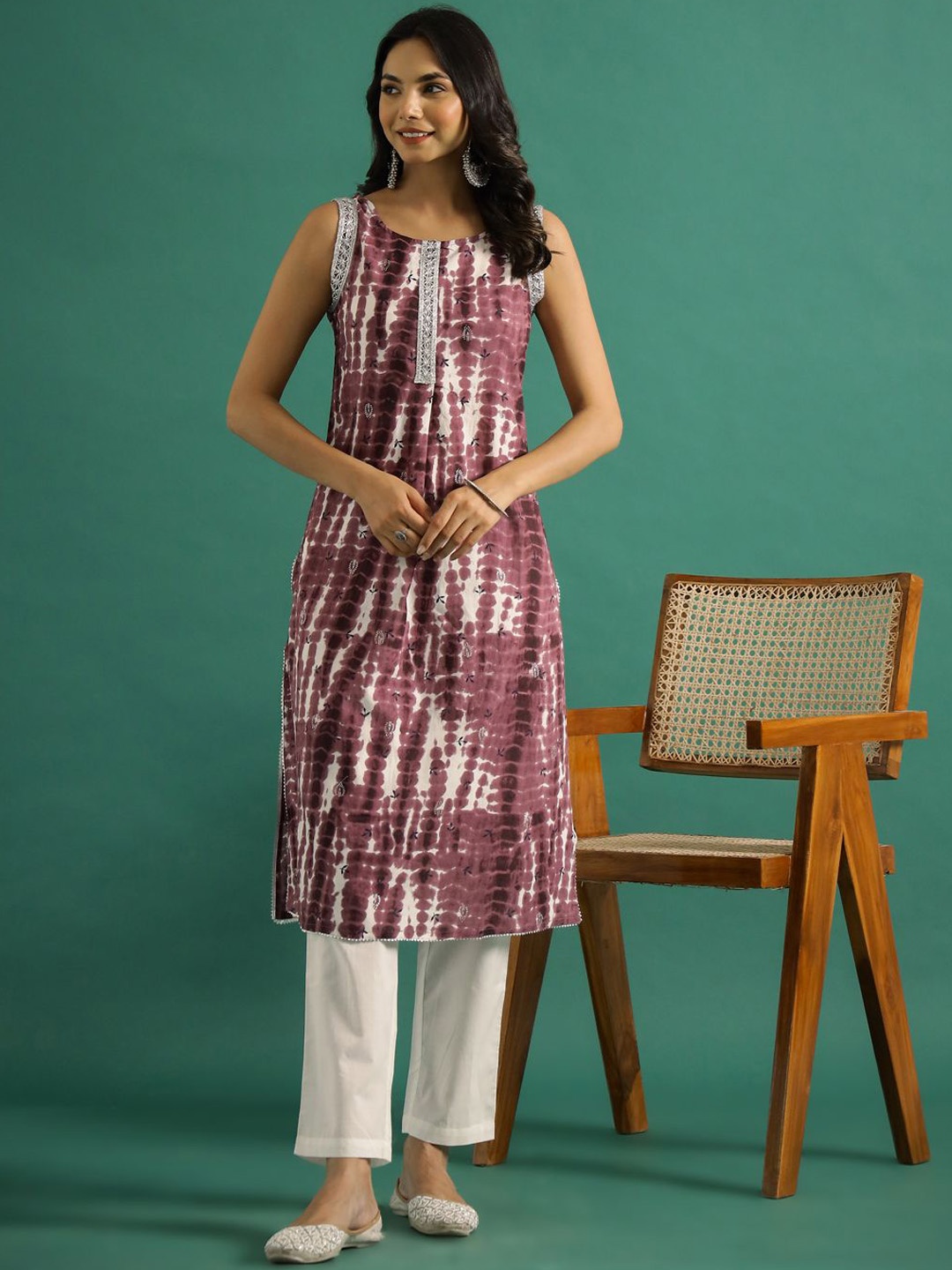 

RangDeep Printed Gotta Patti Pure Cotton Straight Kurta with Trousers, Violet