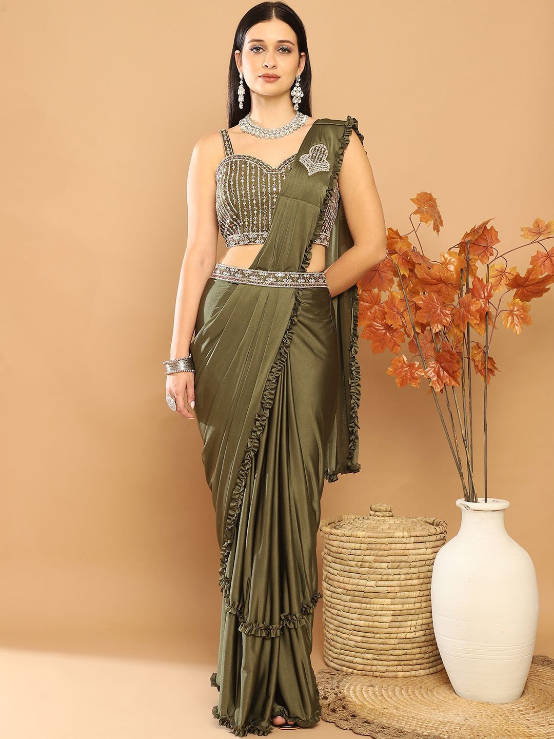 

Grancy Embellished Sequinned Ready to Wear Leheriya Saree, Olive