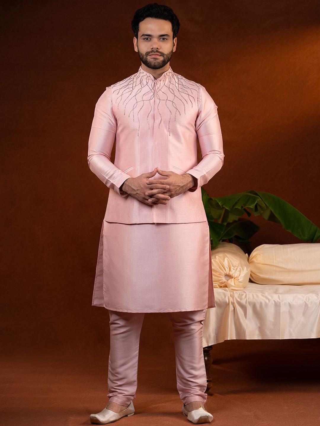 

TheEthnic.Co Mandarin Collar Straight Kurta & Churidar With, Pink