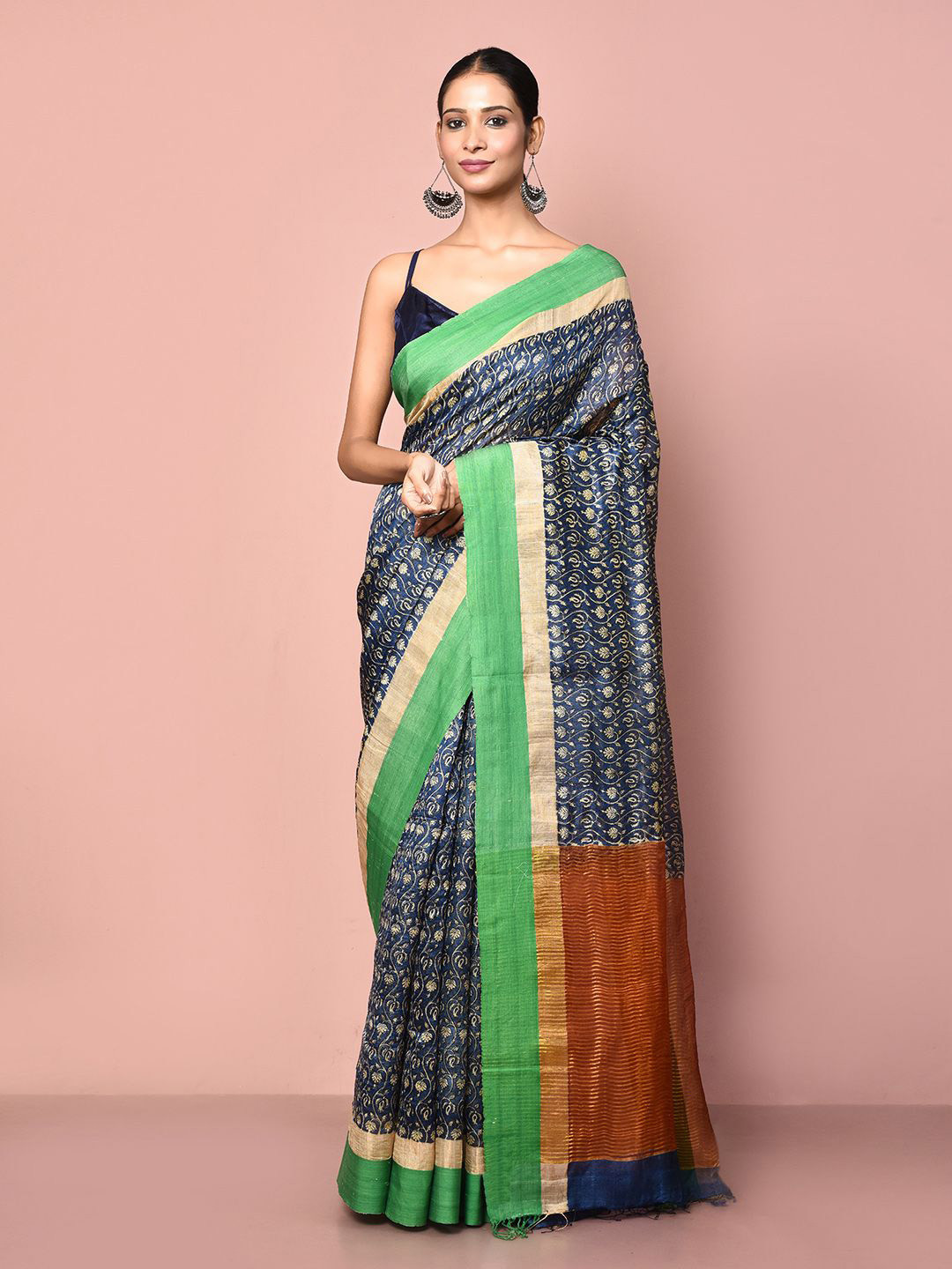 

Nazaakat by Samara Singh Floral Tissue Saree, Grey