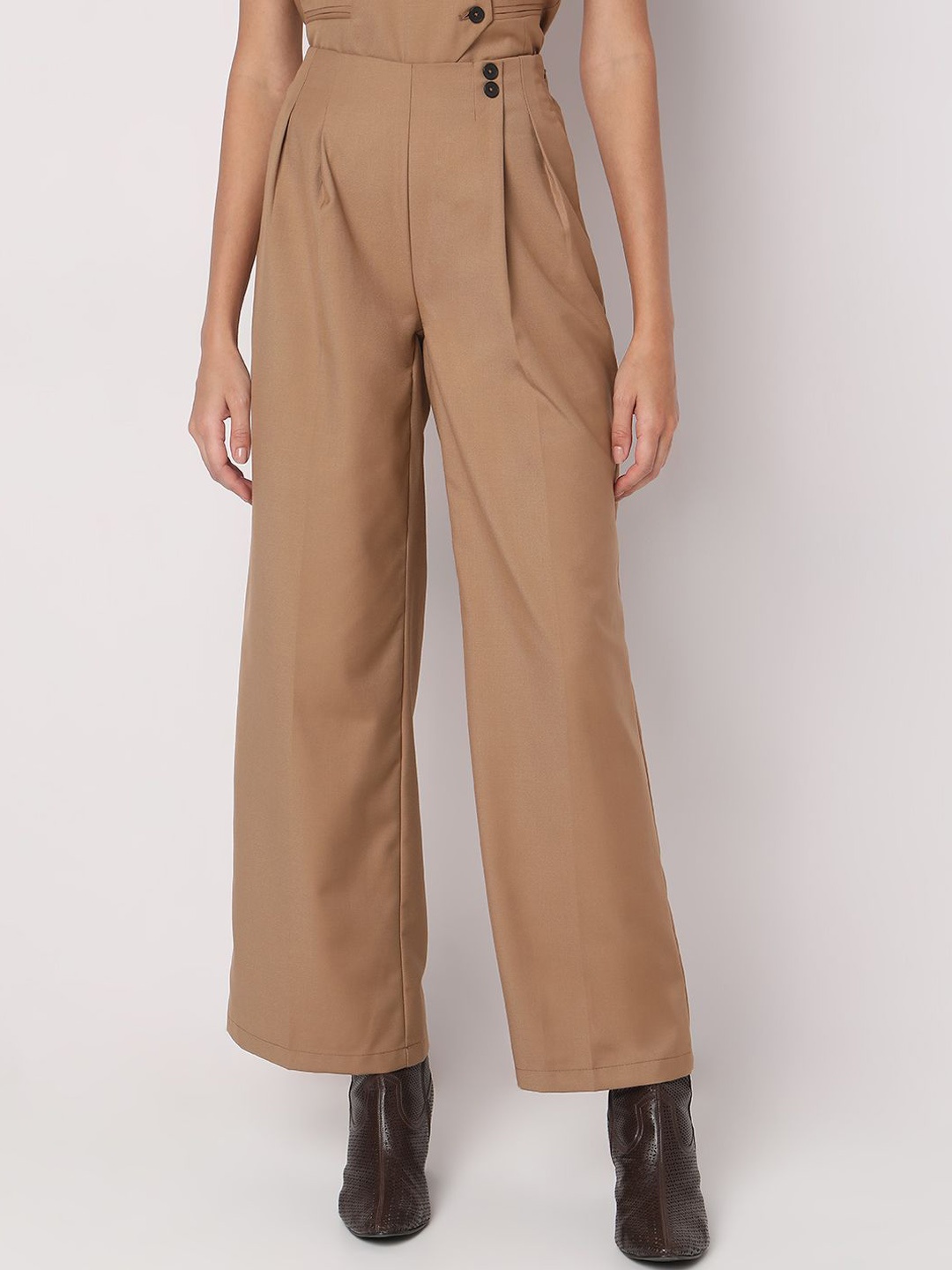 

Vero Moda Women Straight Fit Pleated Trousers, Brown