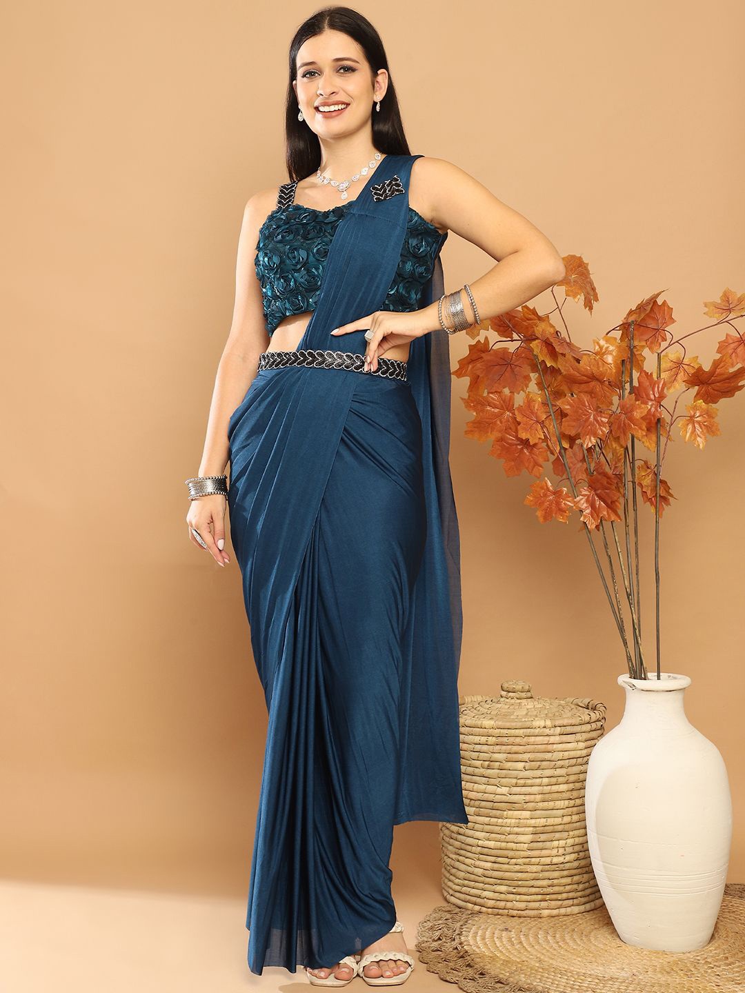 

Grancy Sequinned Ready to Wear Saree, Blue