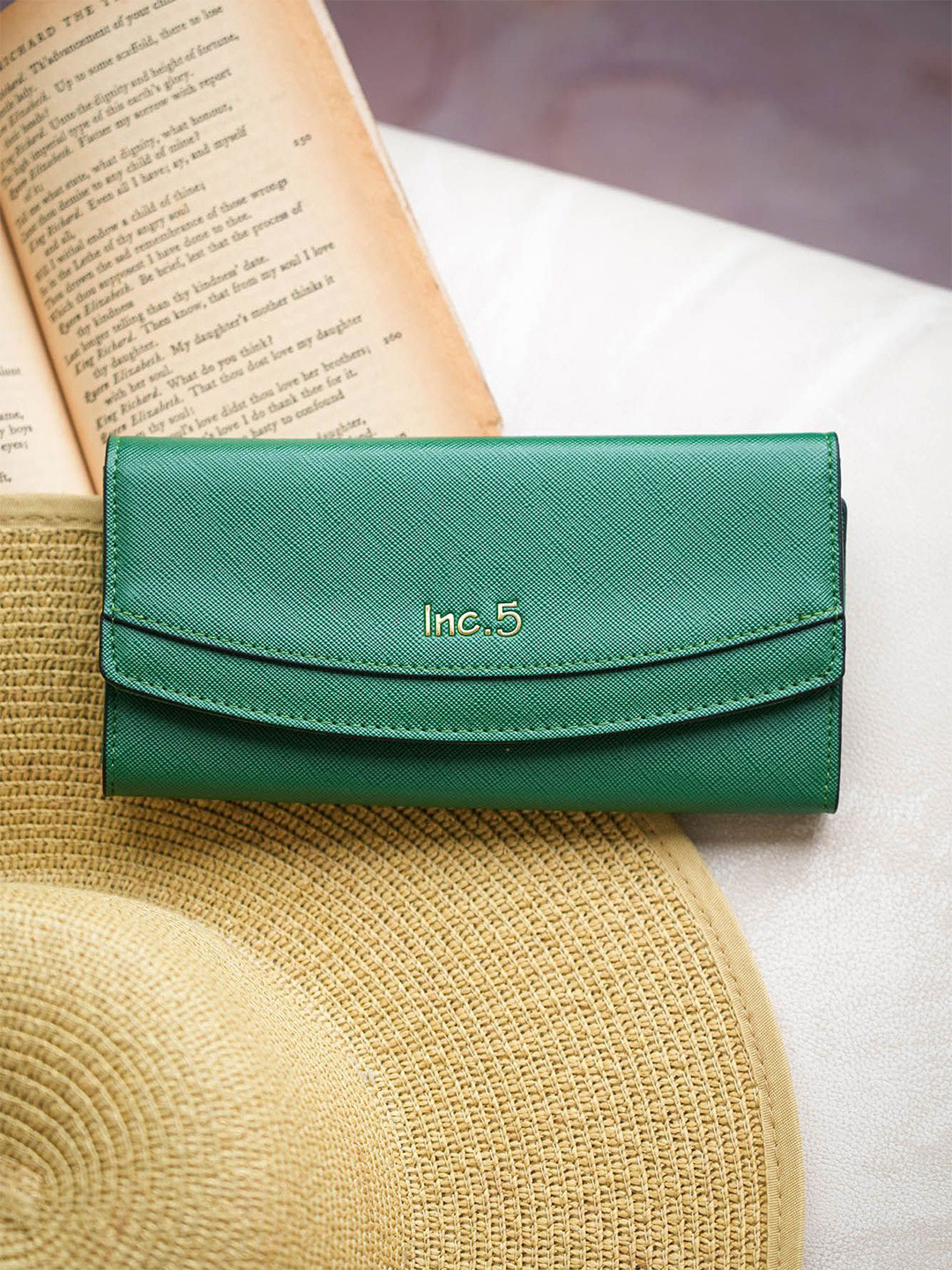 

Inc 5 Bifold Long Clutch, Green