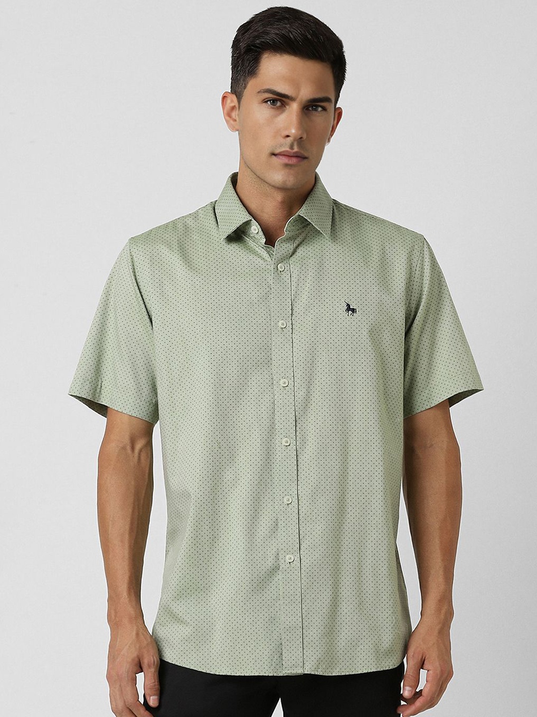 

Van Heusen Sport Men Slim Fit Opaque Printed Casual Shirt, Olive