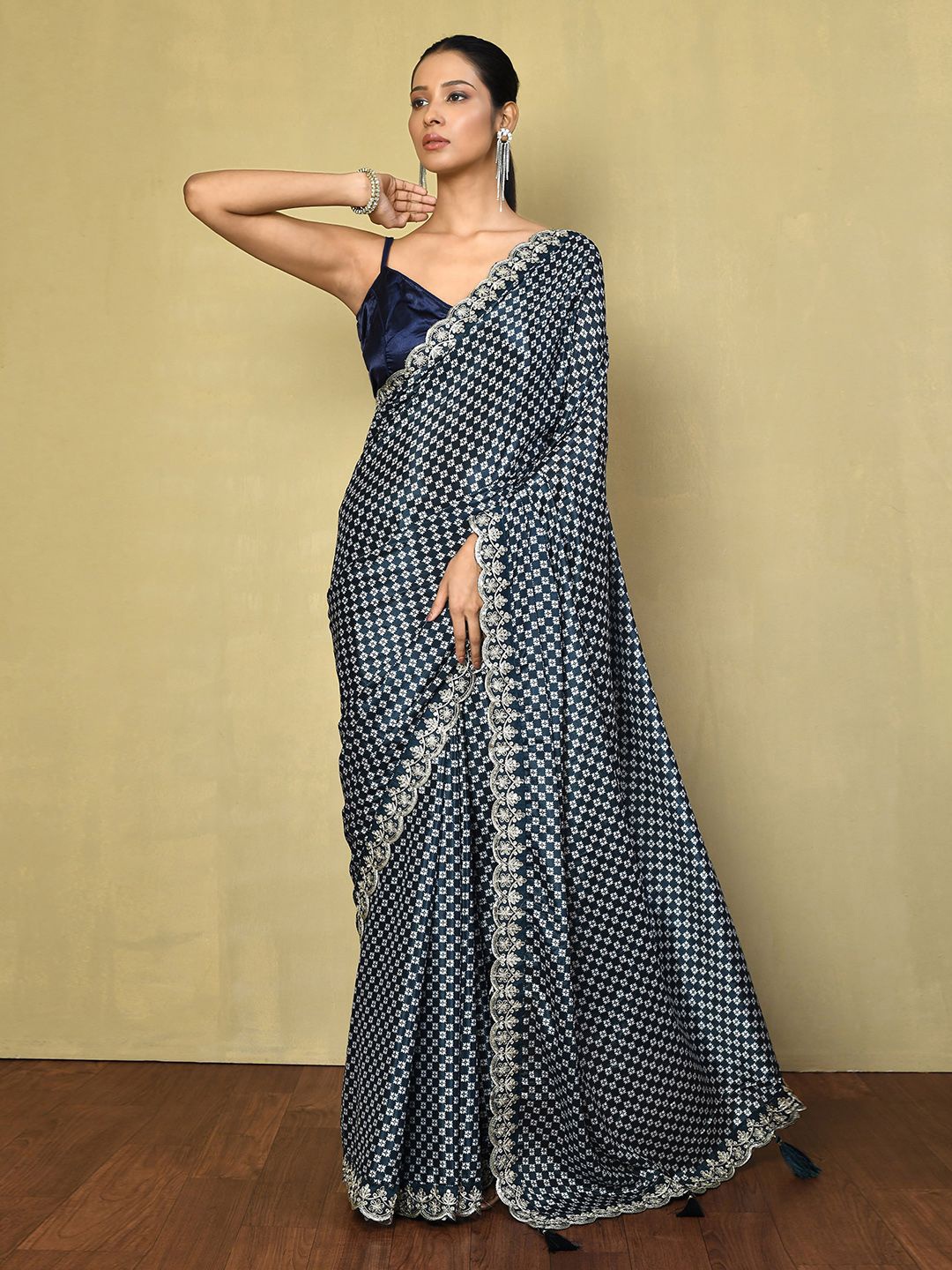 

Nazaakat by Samara Singh Embroidered Pure Silk Saree, Grey