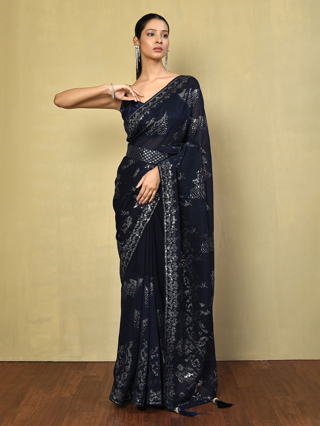 

Nazaakat by Samara Singh Floral Sequinned Poly Georgette Belted Saree, Blue