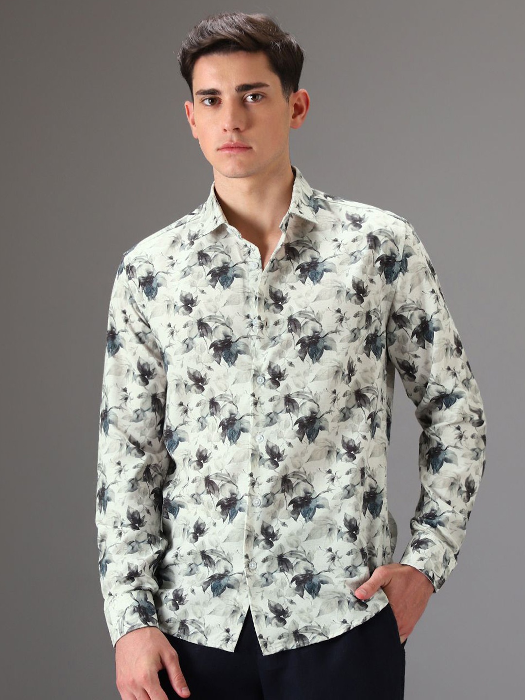 

Banana Club Men Classic Slim Fit Opaque Printed Casual Shirt, Off white