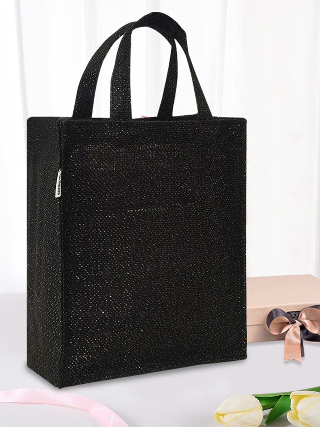 

earthbags Unisex Textured Structured Handheld Bags, Black