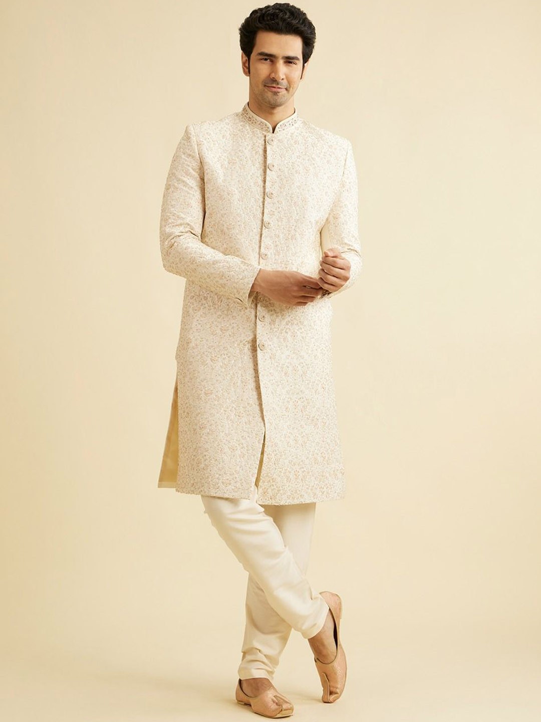 

Manyavar Men Embroidery Jacquard Stone Work Sherwani Set, Beige