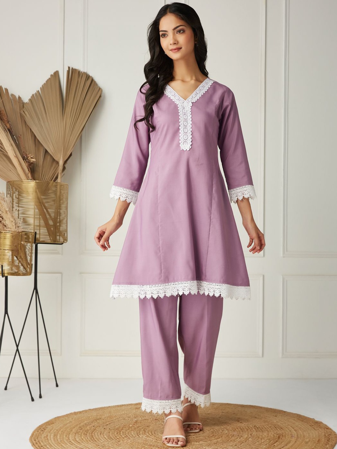 

J Turritopsis V-Neck Three-Quarter Sleeves Top With Trouser, Lavender