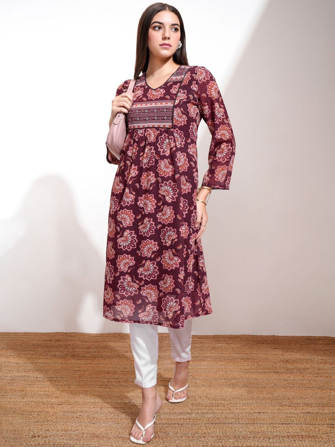 

Vishudh Maroon Floral Printed V-Neck Three-Quarter Sleeves A-Line Kurta